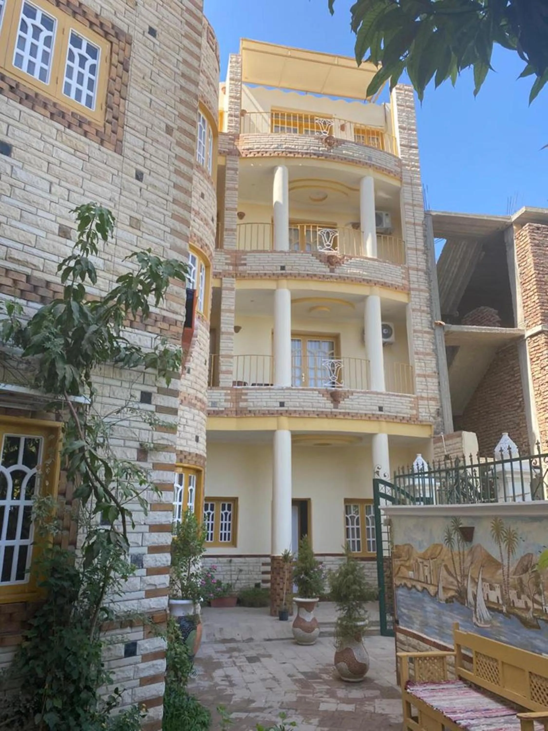 Property building in Spring Hotel Luxor