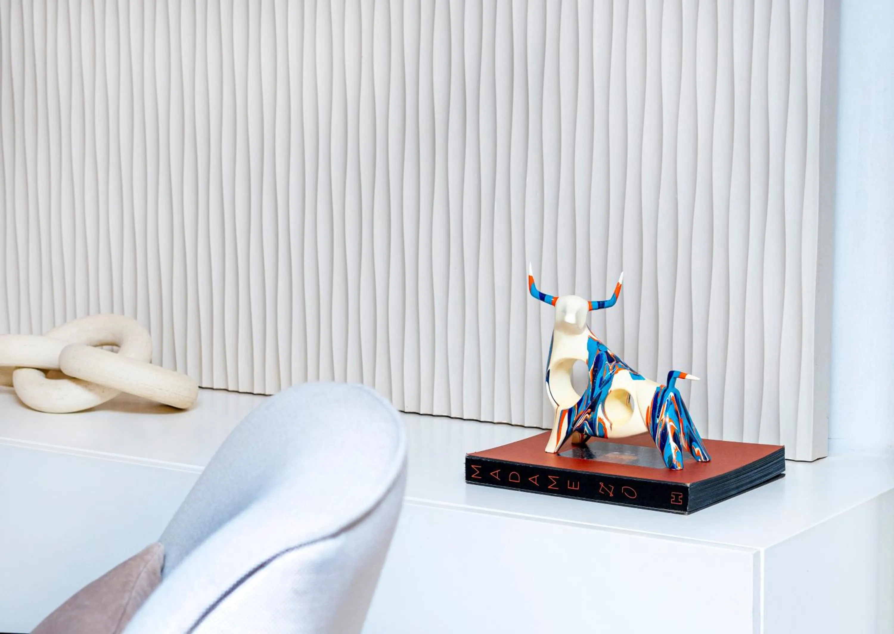 Decorative detail in Noom Hotel Dakar Sea Plaza, a member of Radisson Individuals