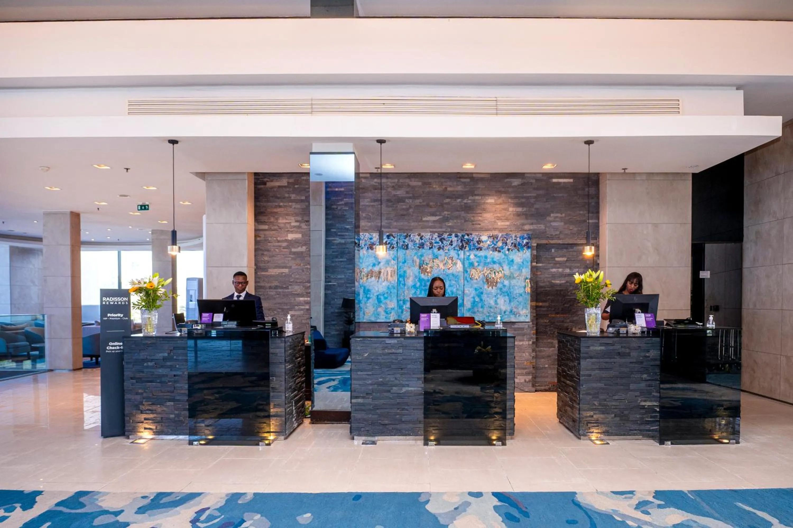 Lobby or reception in Noom Hotel Dakar Sea Plaza, a member of Radisson Individuals