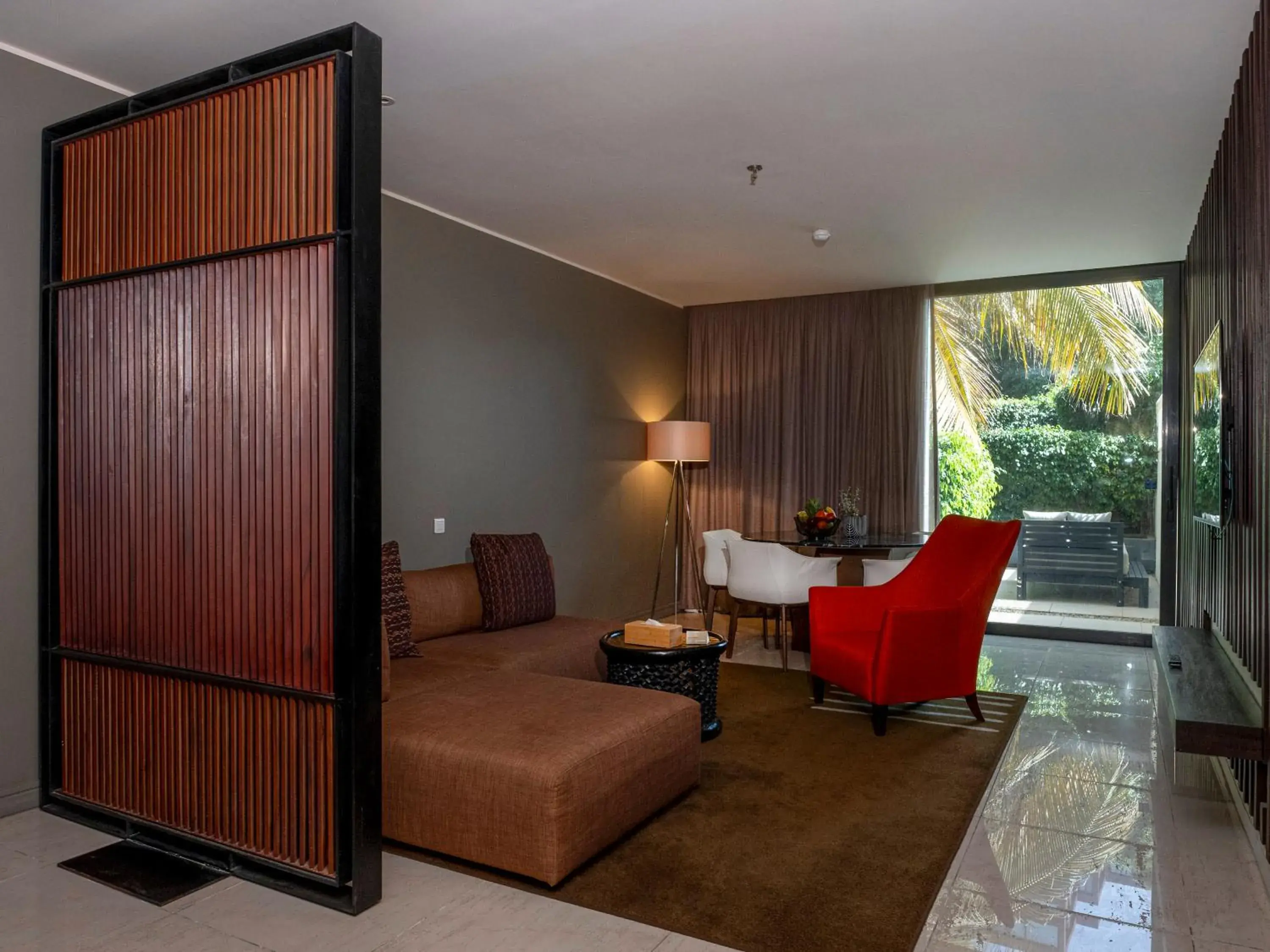 Junior Suite with Balcony and Sea View in Noom Hotel Dakar Sea Plaza, a member of Radisson Individuals Junior Suite with Balcony and Sea View in Noom Hotel Dakar Sea Plaza, a member of Radisson Individuals