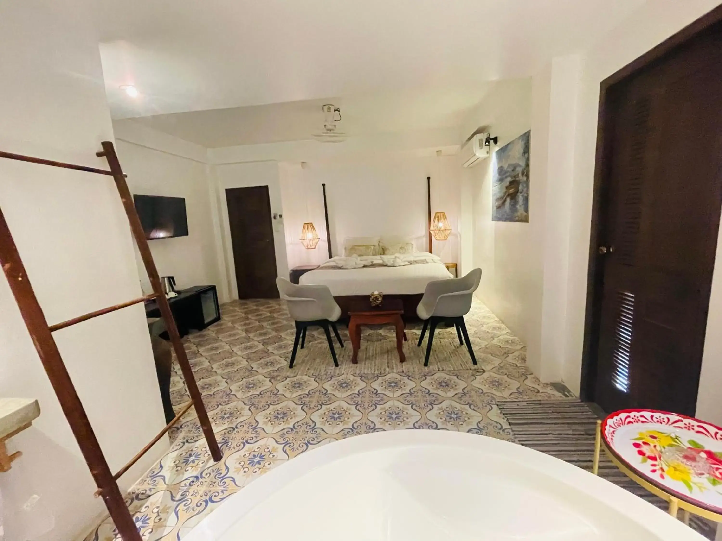 Standard Double Room in Moonlight Champa Riverview Standard Double Room in Moonlight Champa Riverview