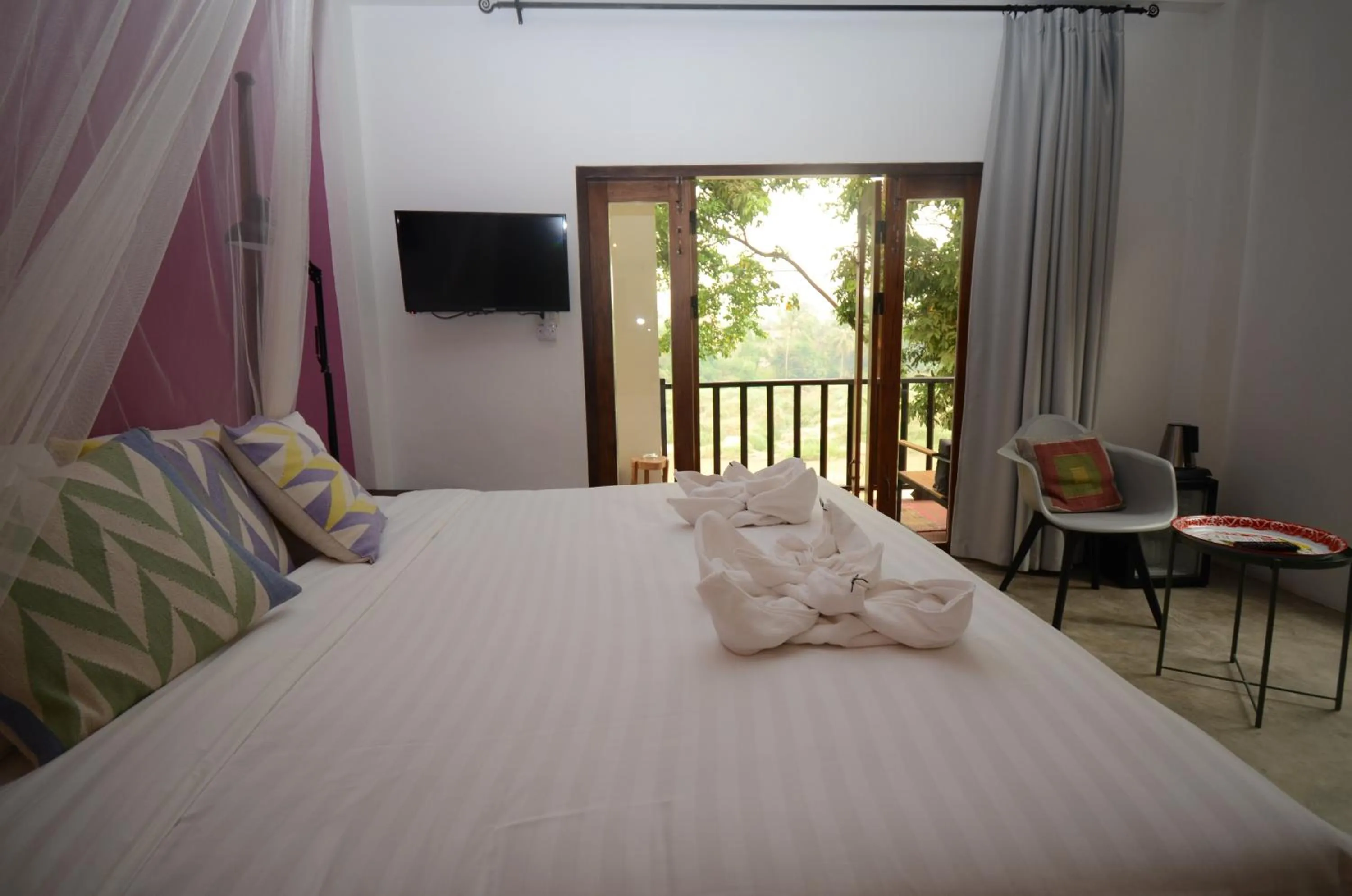 Bed in Moonlight Champa Riverview