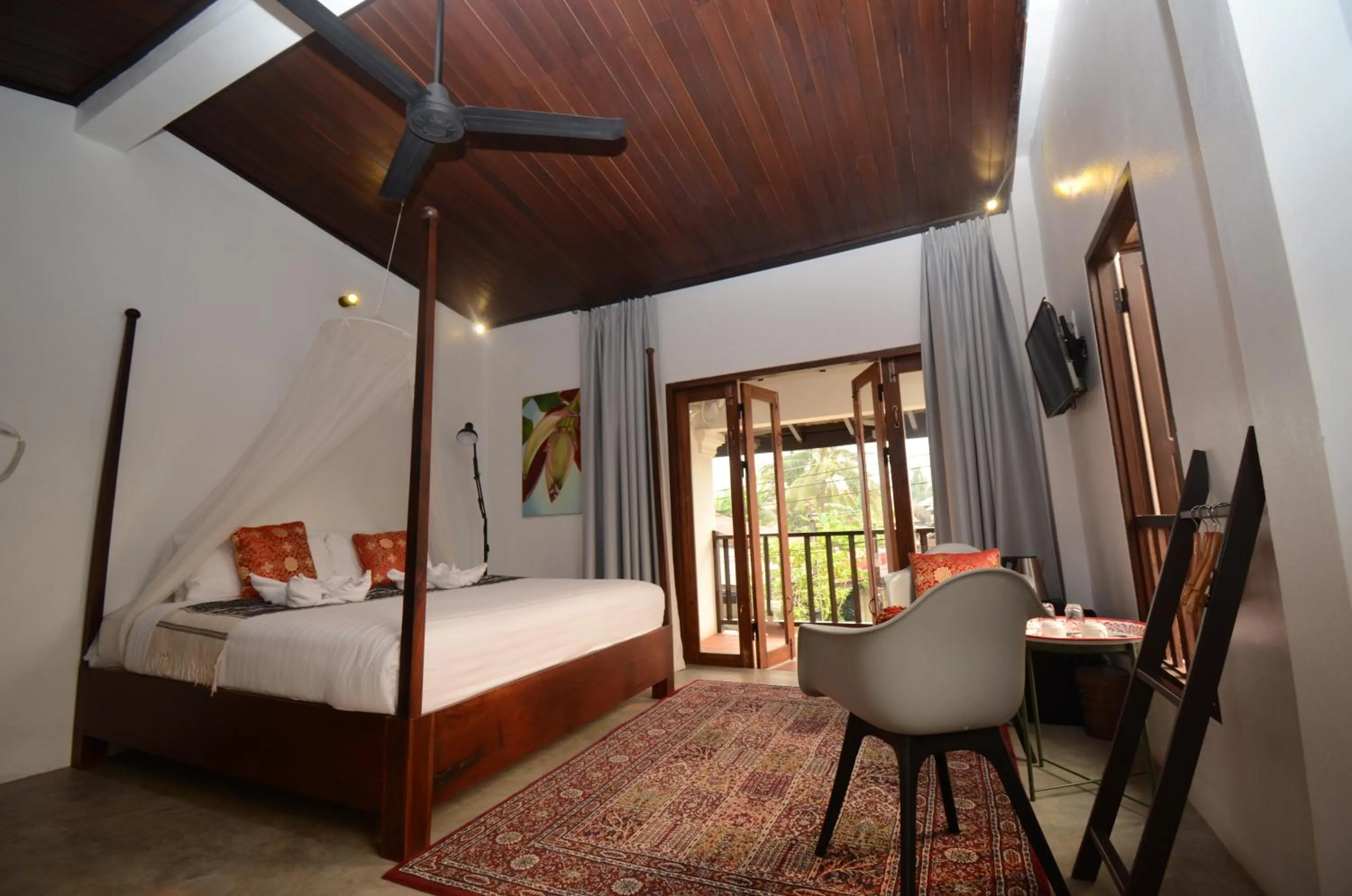 Bed in Moonlight Champa Riverview