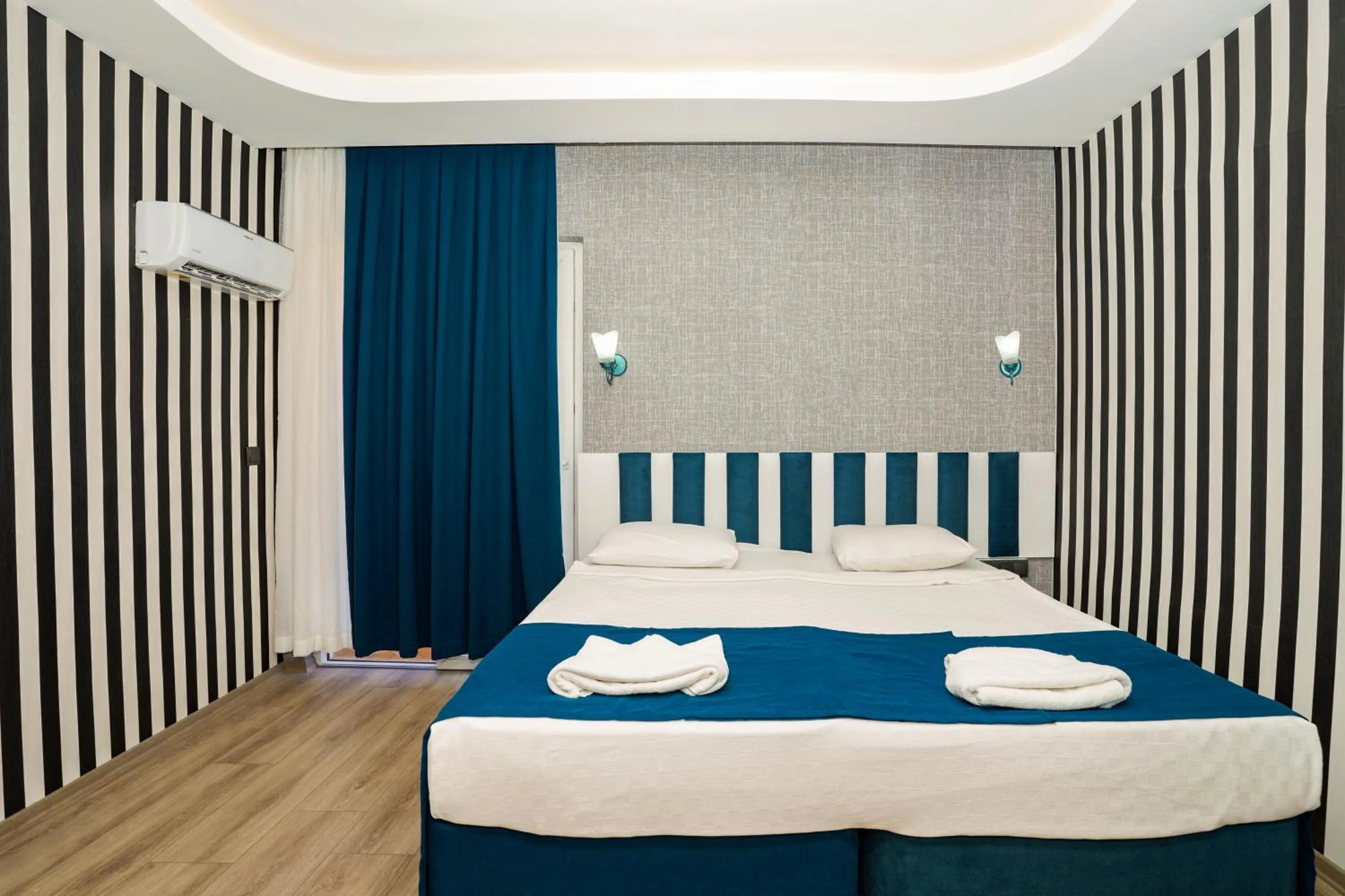 Photo of the whole room, Bed in Miss Cleopatra Hotel