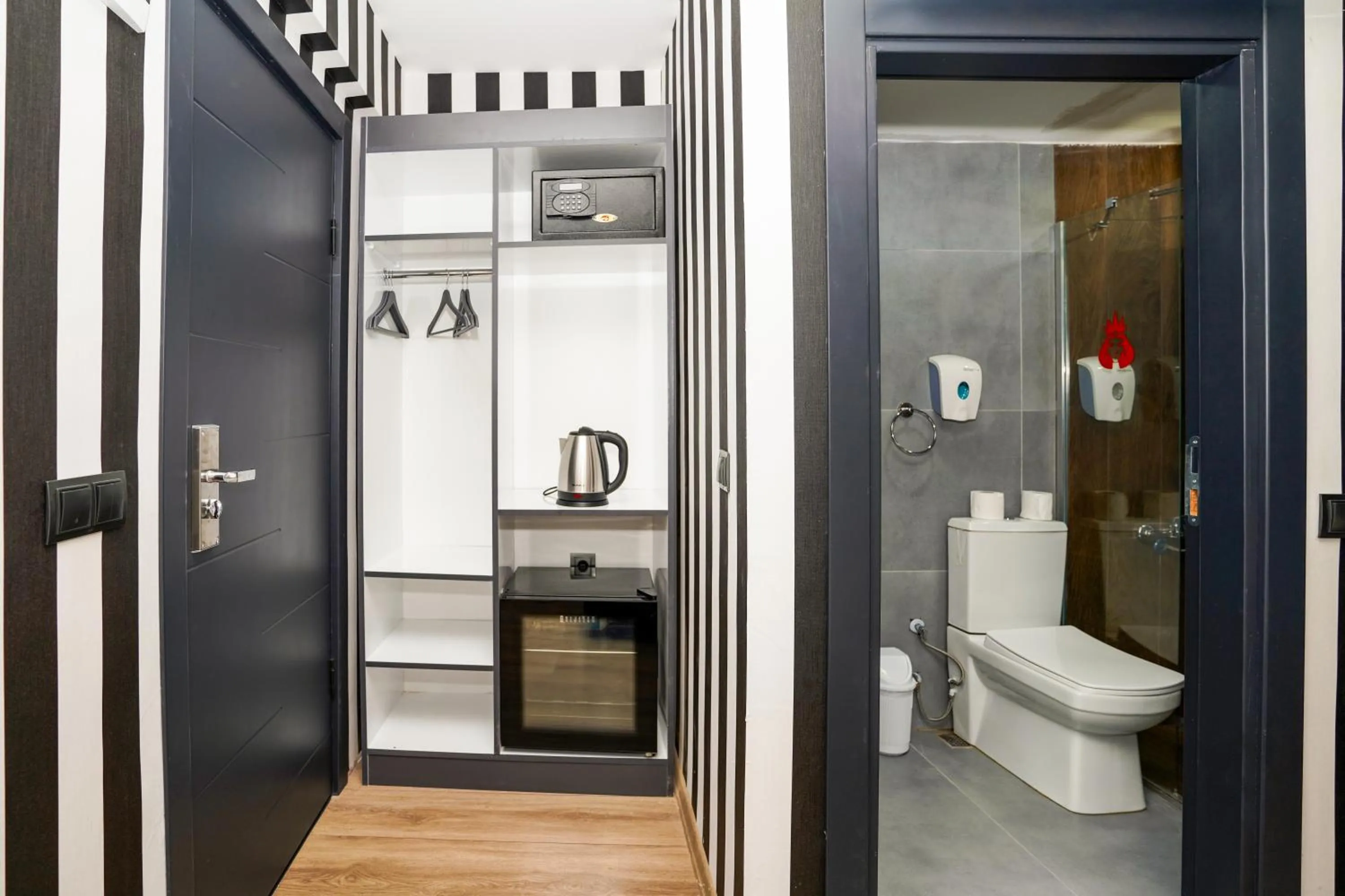 Bathroom in Miss Cleopatra Hotel