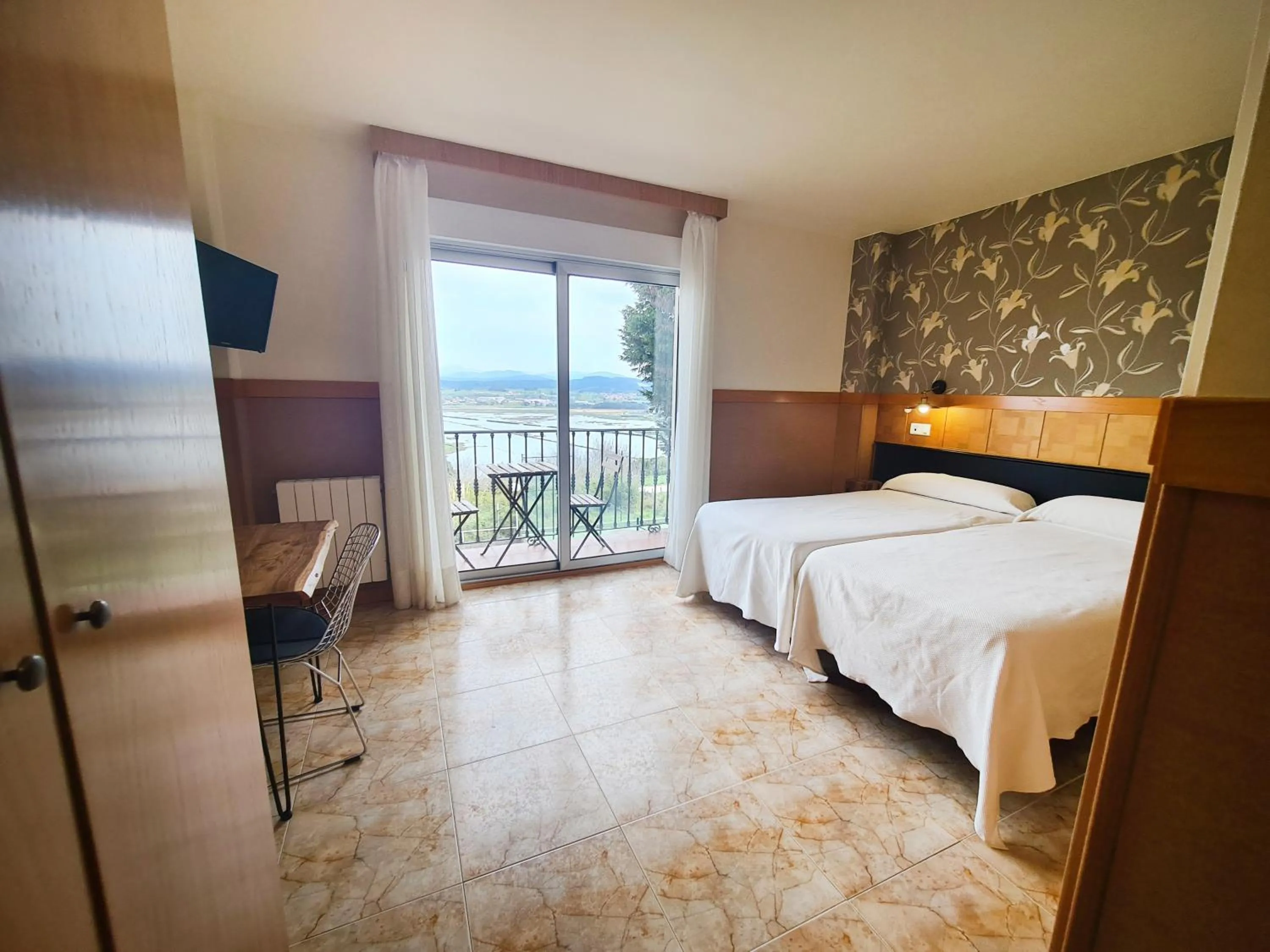 Bed in Hotel Ría de Suances