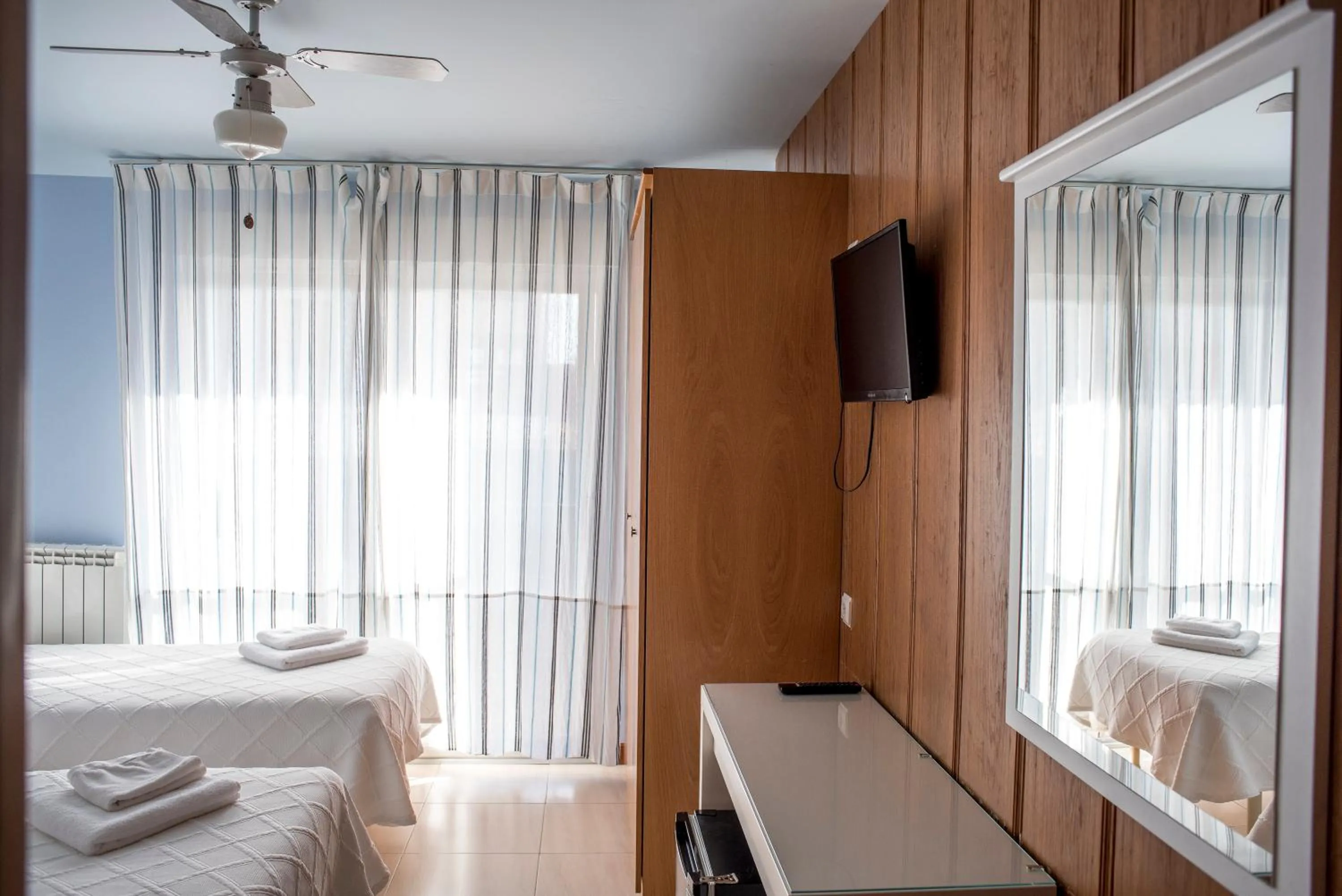 Bed in Hotel Ría de Suances