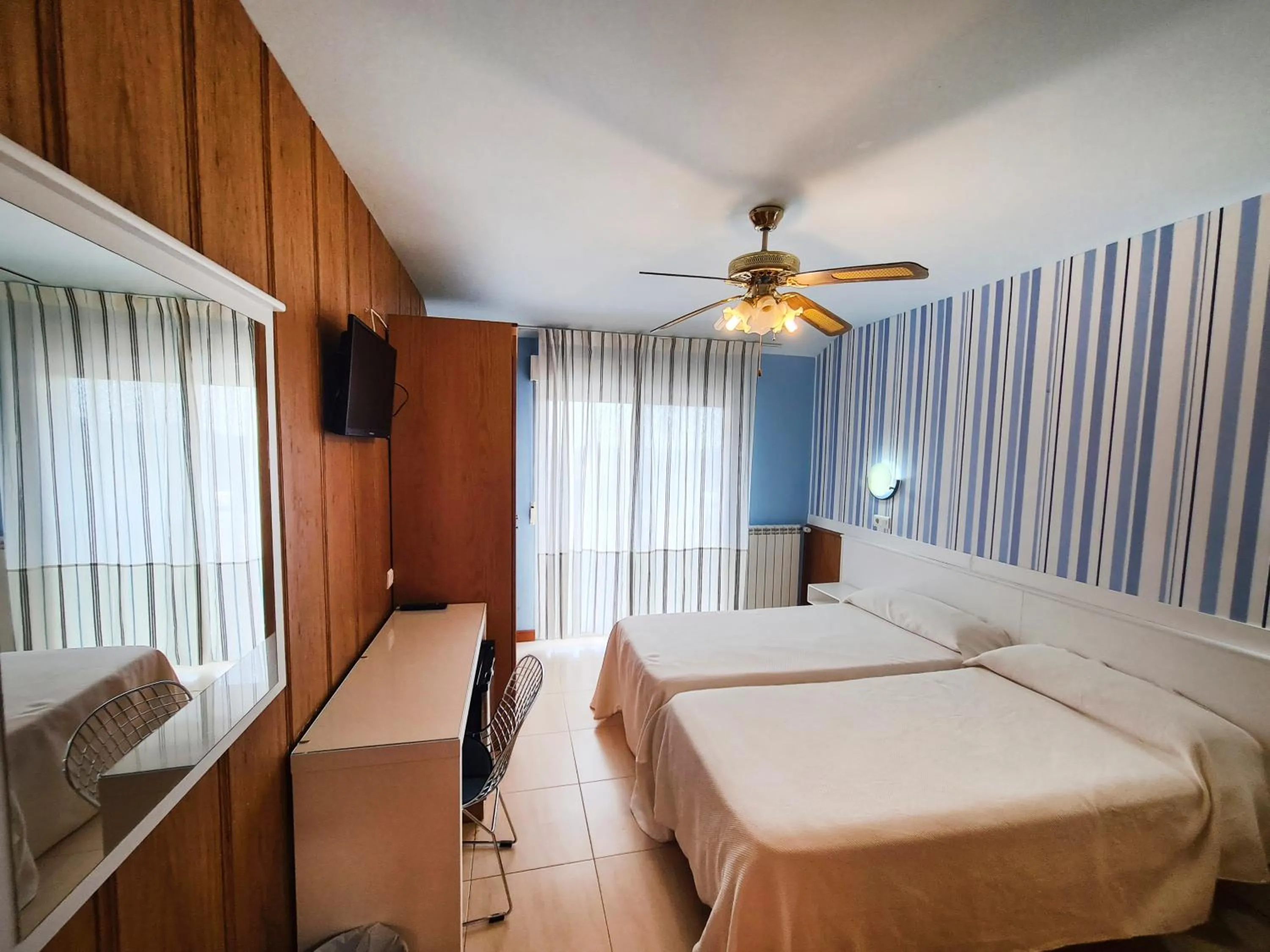 Bed in Hotel Ría de Suances