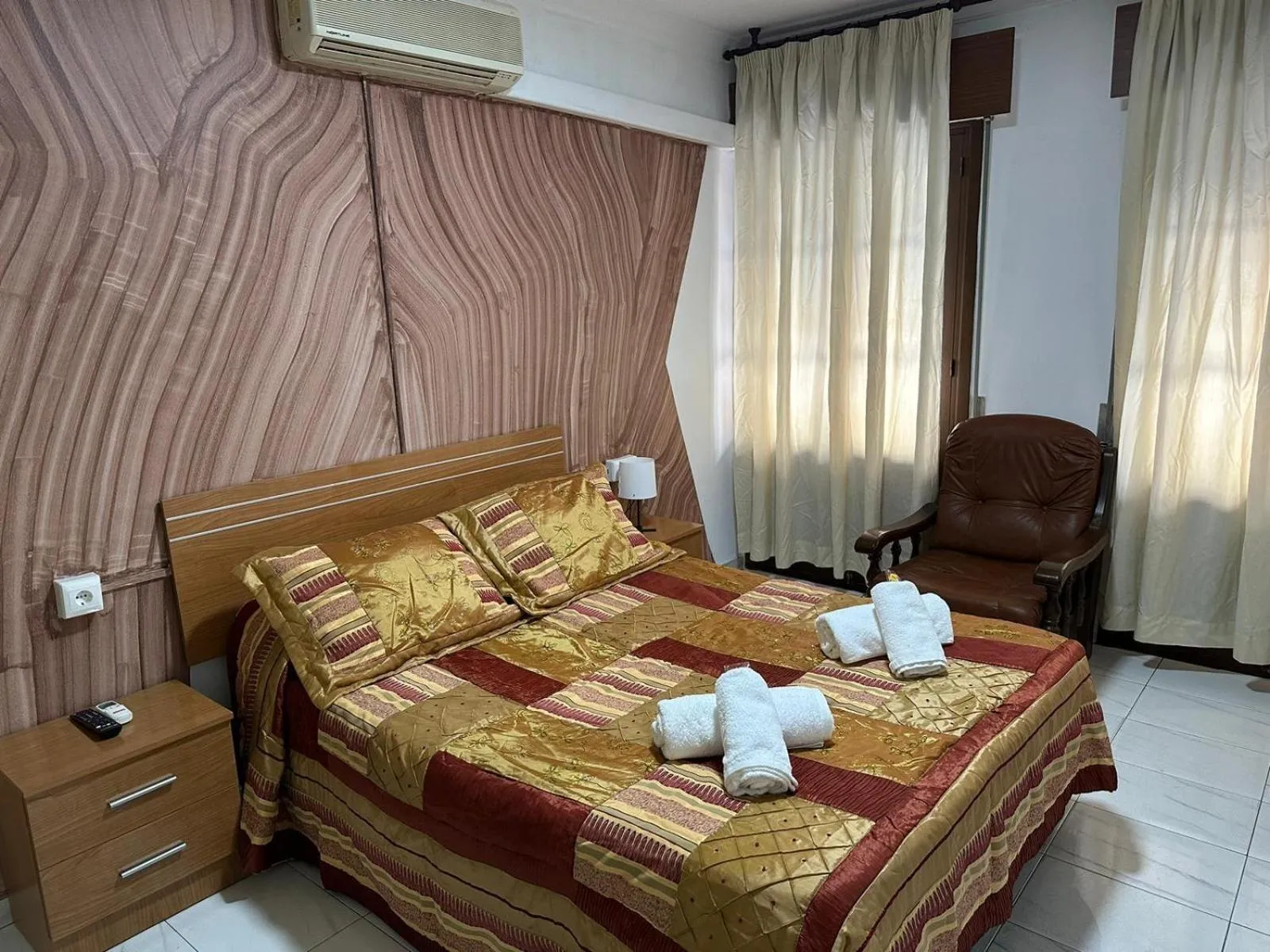 Bed in Hotel Virgen de los Reyes