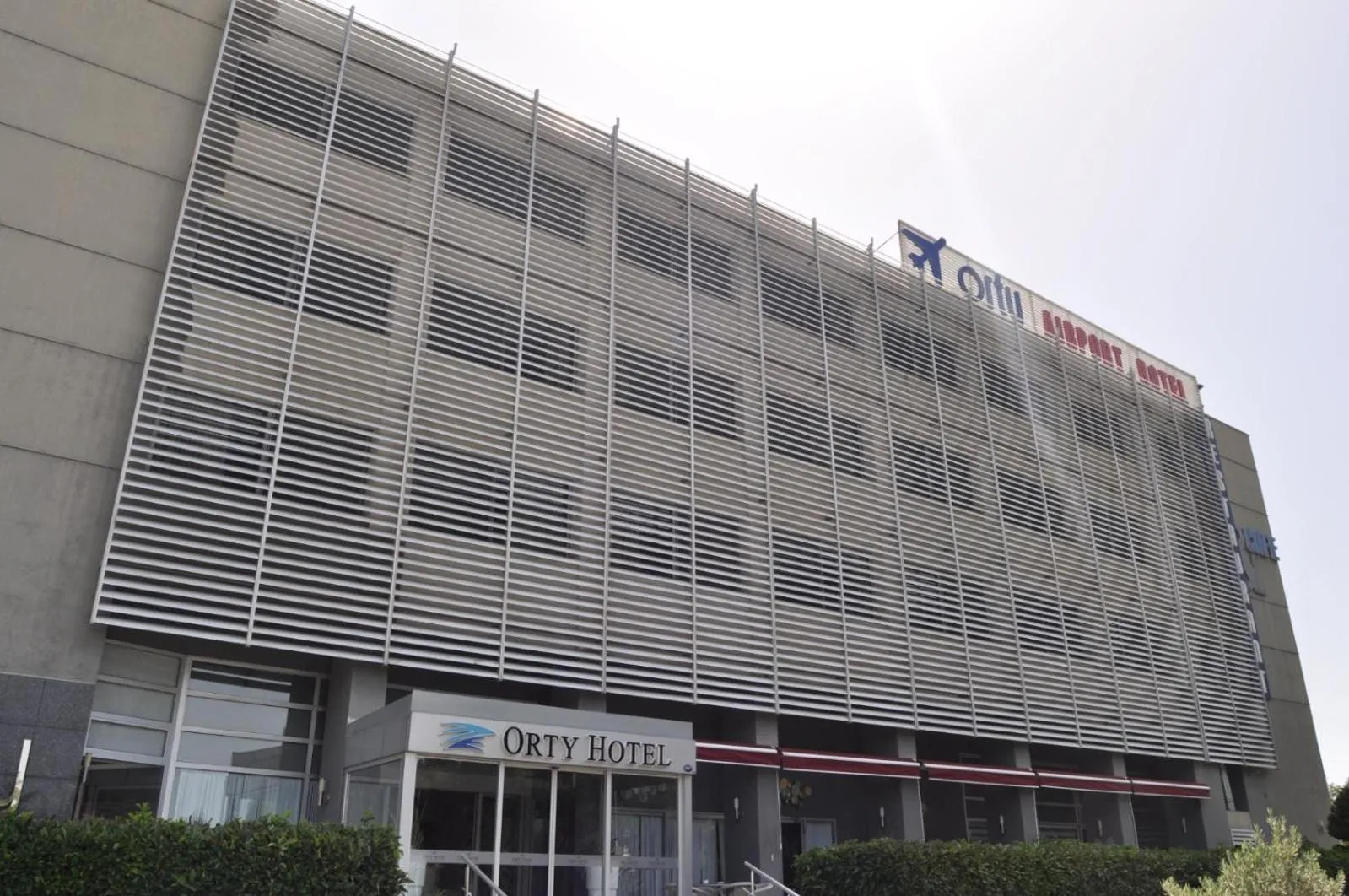Property building in Orty Airport Hotel
