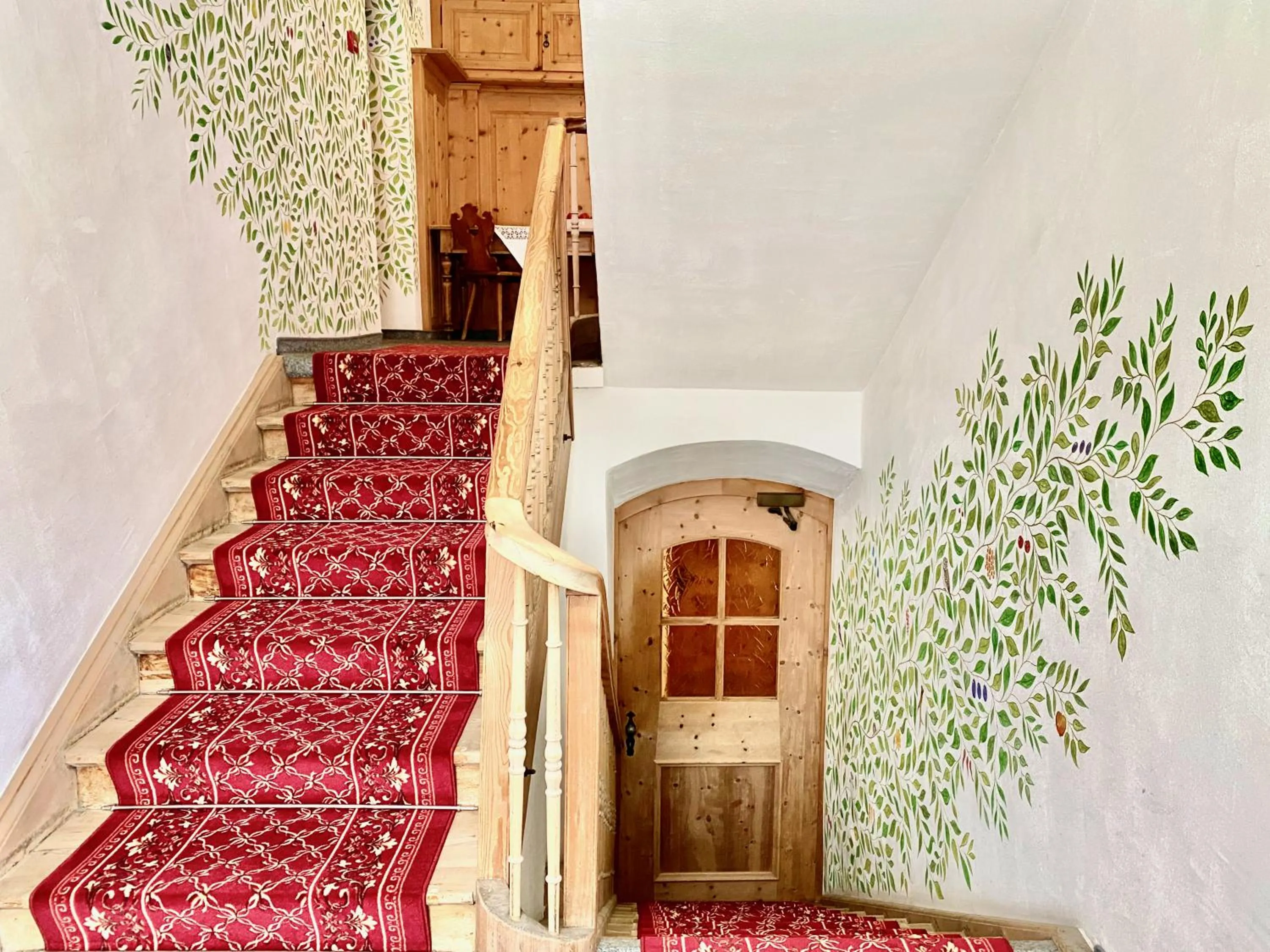 Decorative detail in Hotel Central La Fainera Superior