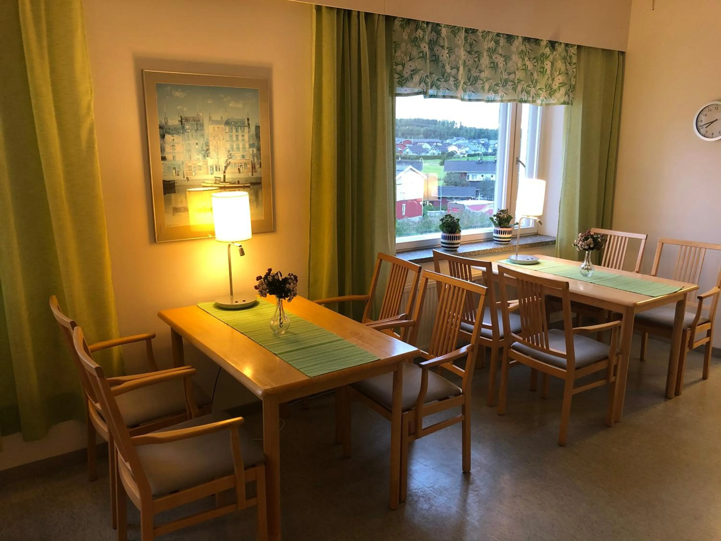 Dining area in Budget Hotel Easystay