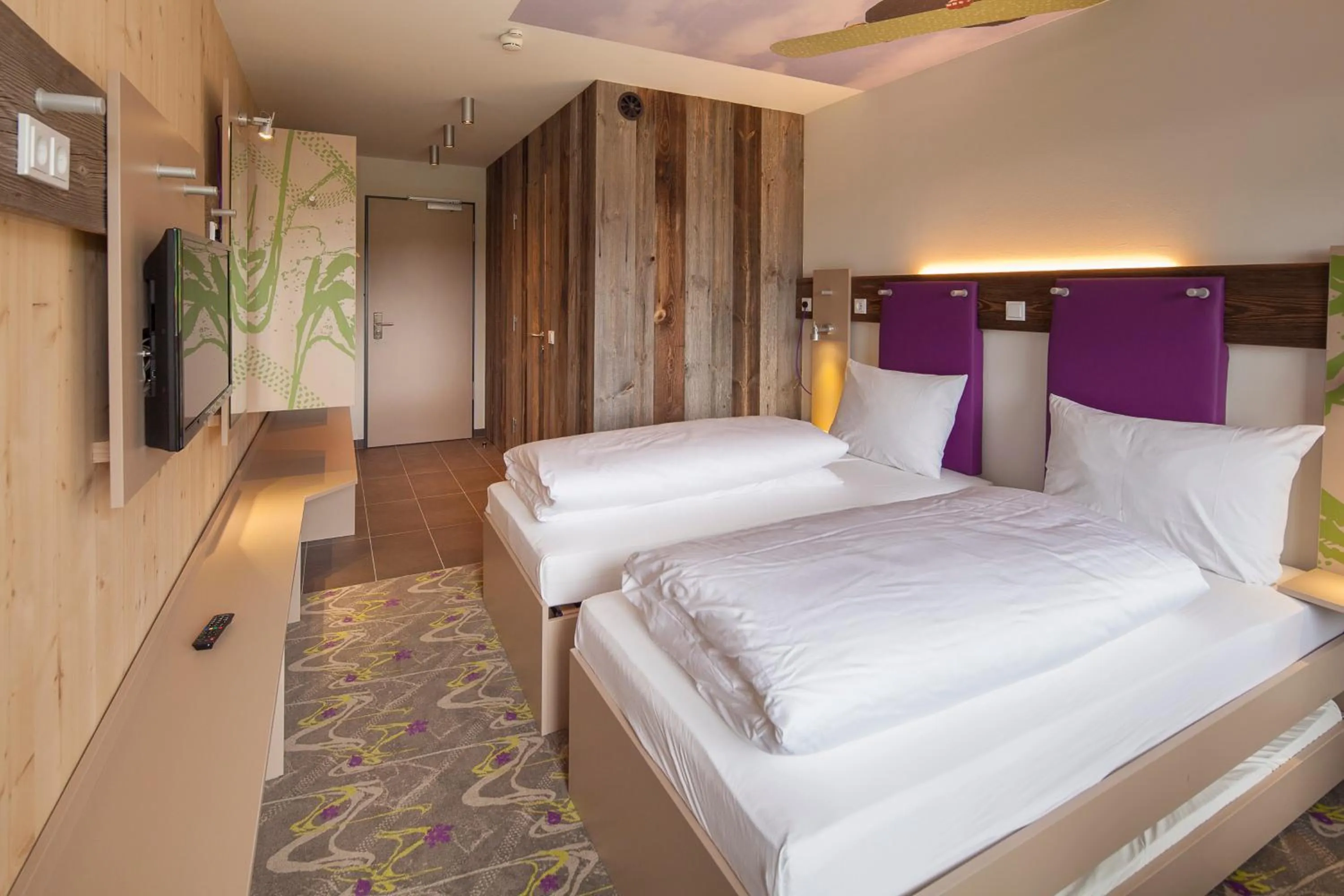 Photo of the whole room, Bed in Explorer Hotel Ötztal