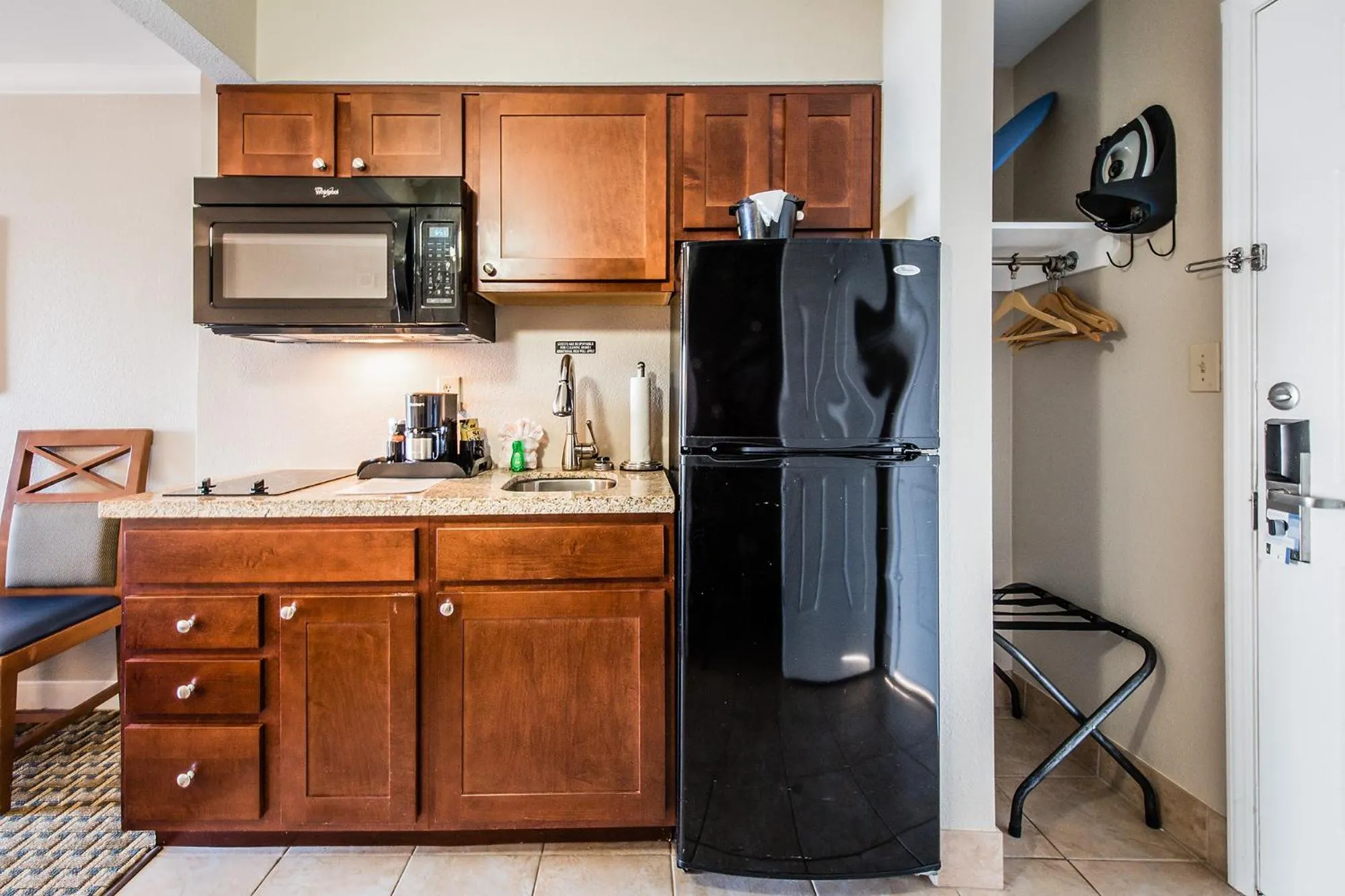 Kitchen or kitchenette in Aqua Beach Inn