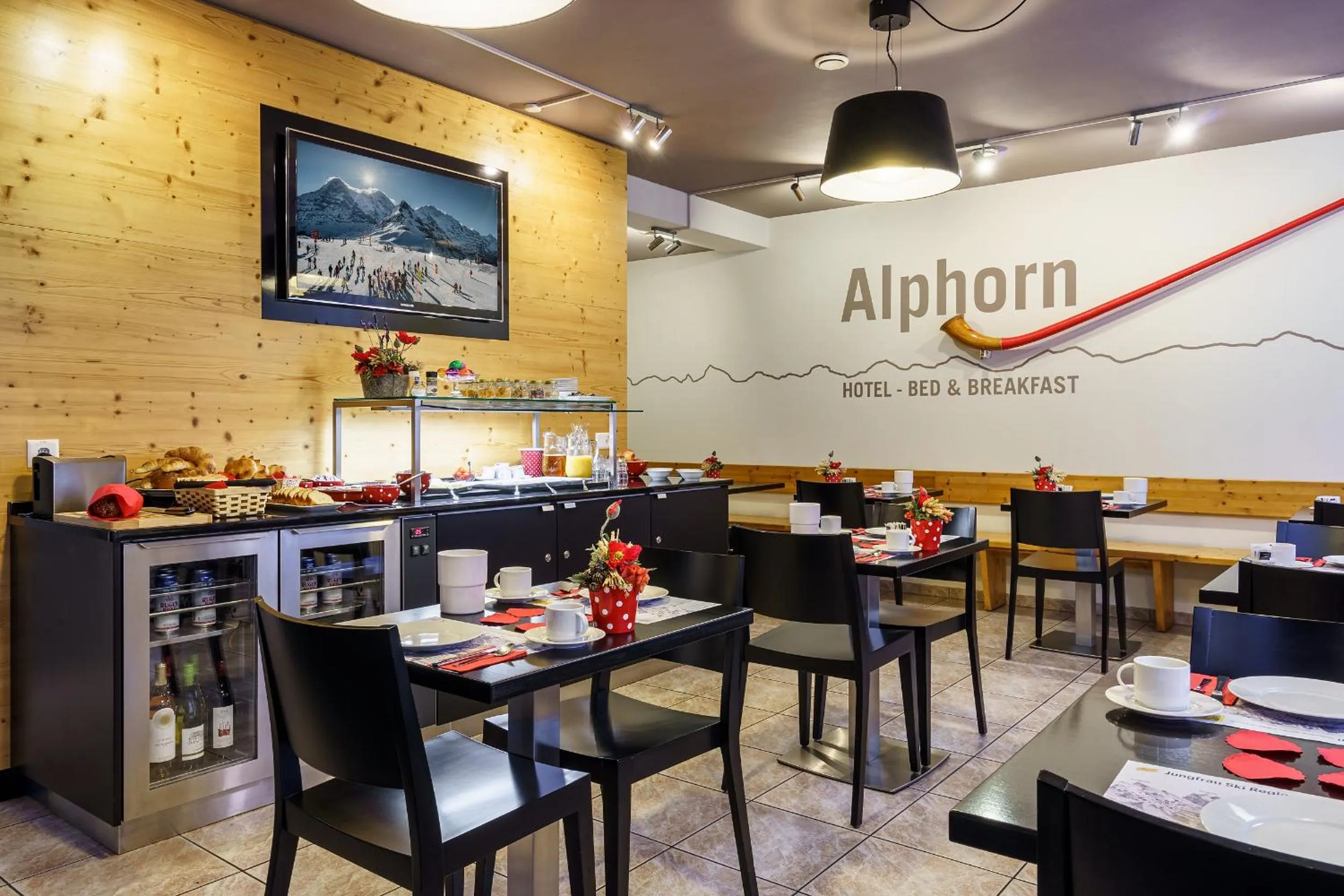 Restaurant/places to eat in Hotel Alphorn