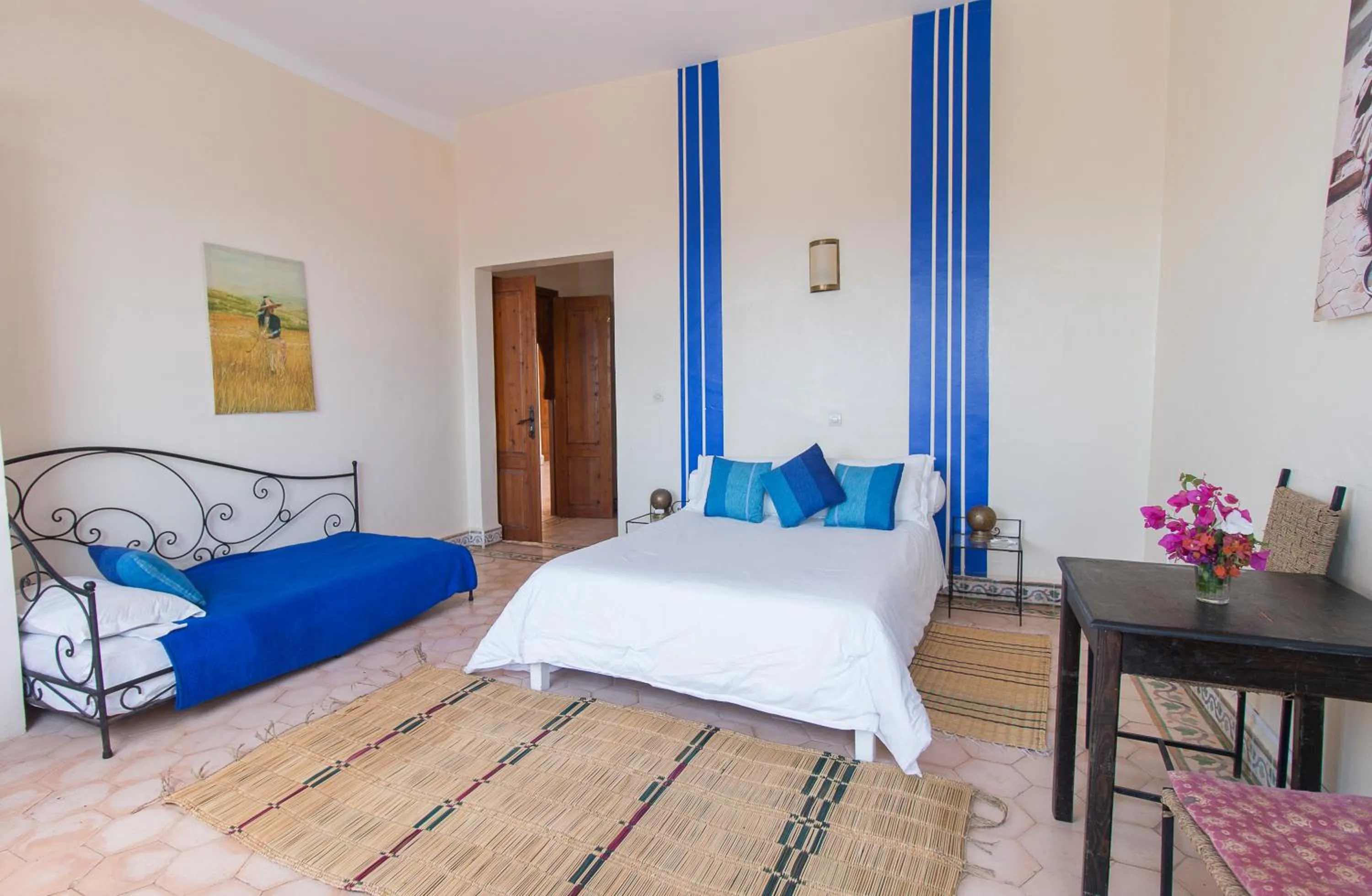 Photo of the whole room in Auberge du Marabout