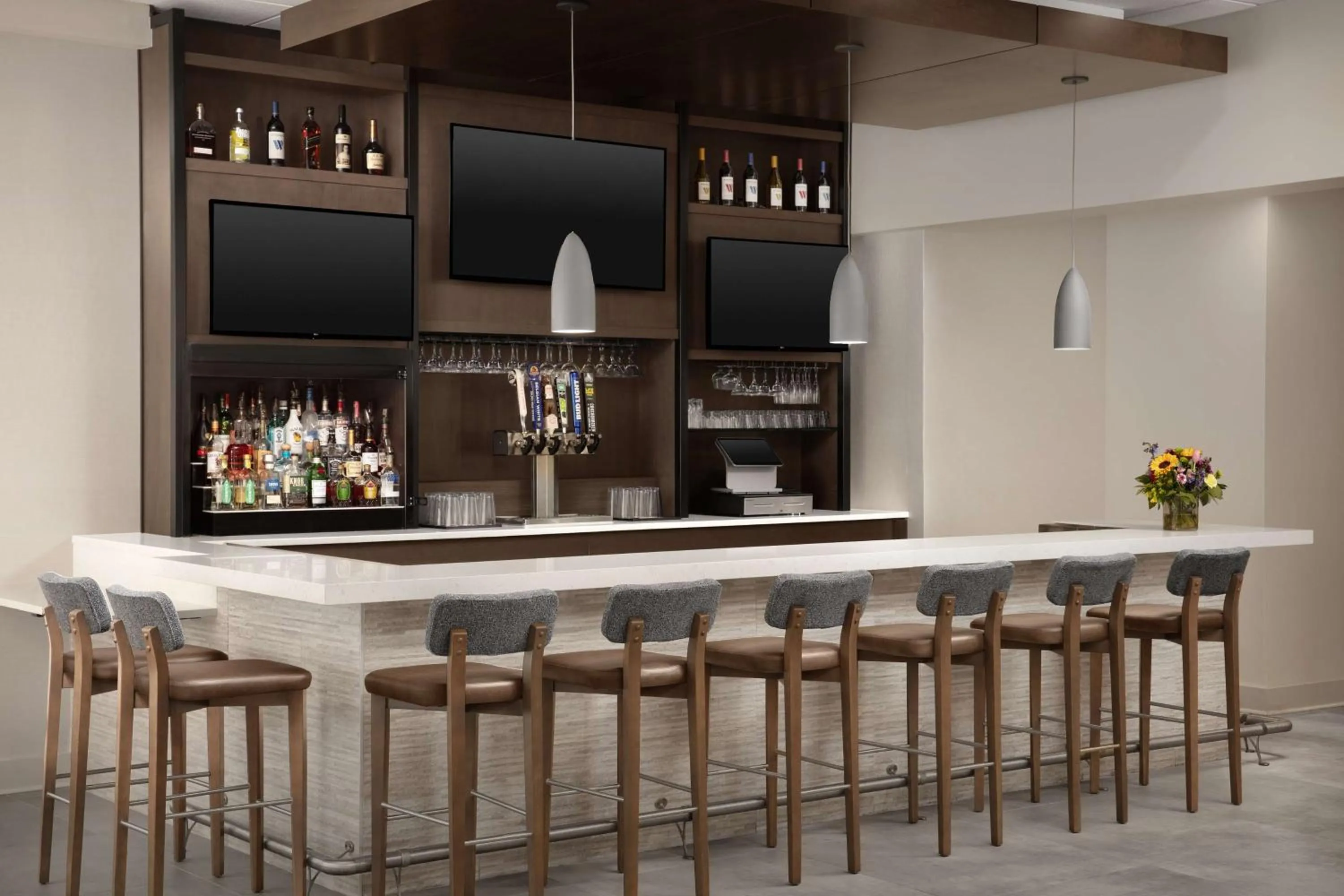 TV and multimedia in Hilton Garden Inn Philadelphia-Fort Washington