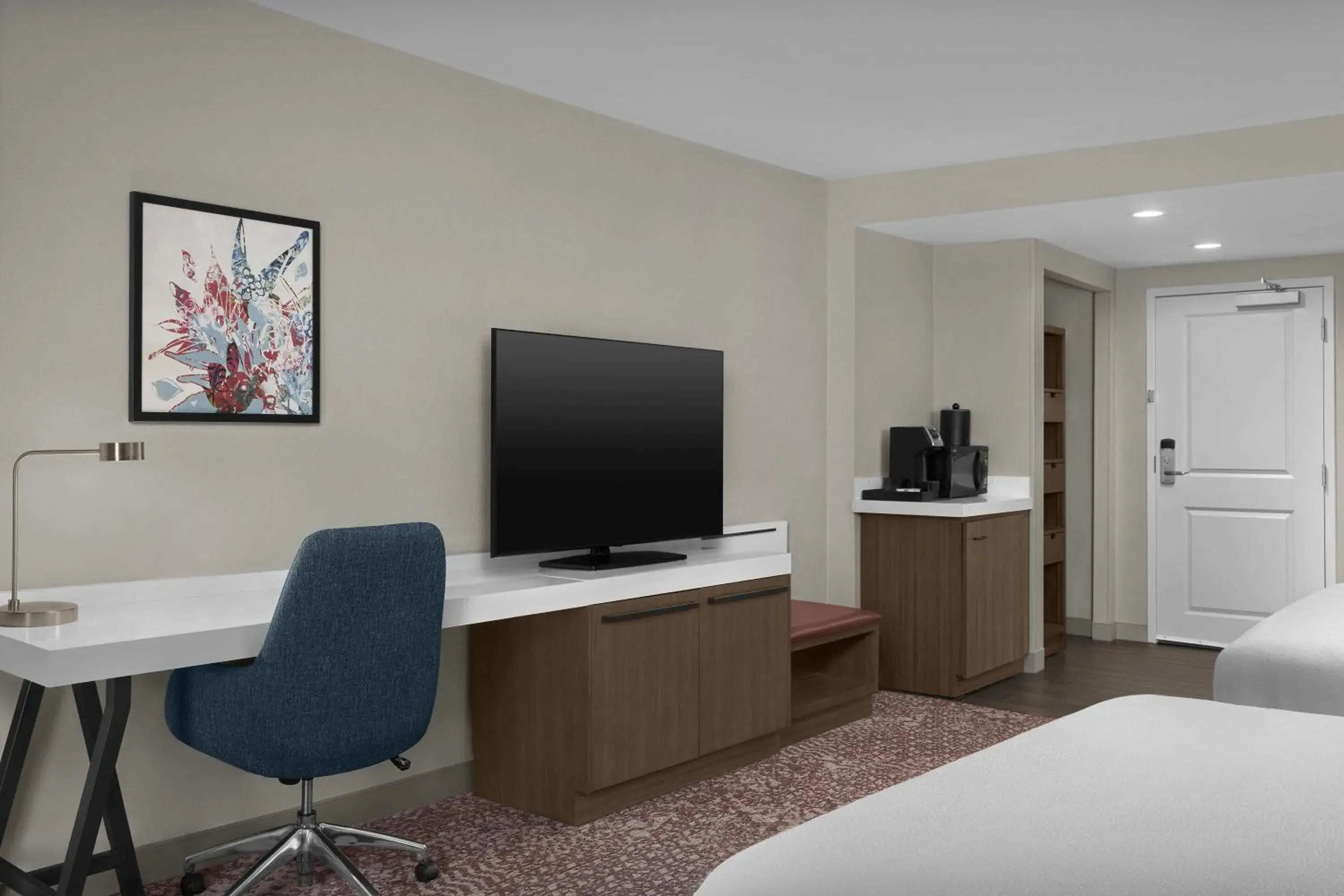 Queen Room with Two Queen Beds in Hilton Garden Inn Philadelphia-Fort Washington Queen Room with Two Queen Beds in Hilton Garden Inn Philadelphia-Fort Washington