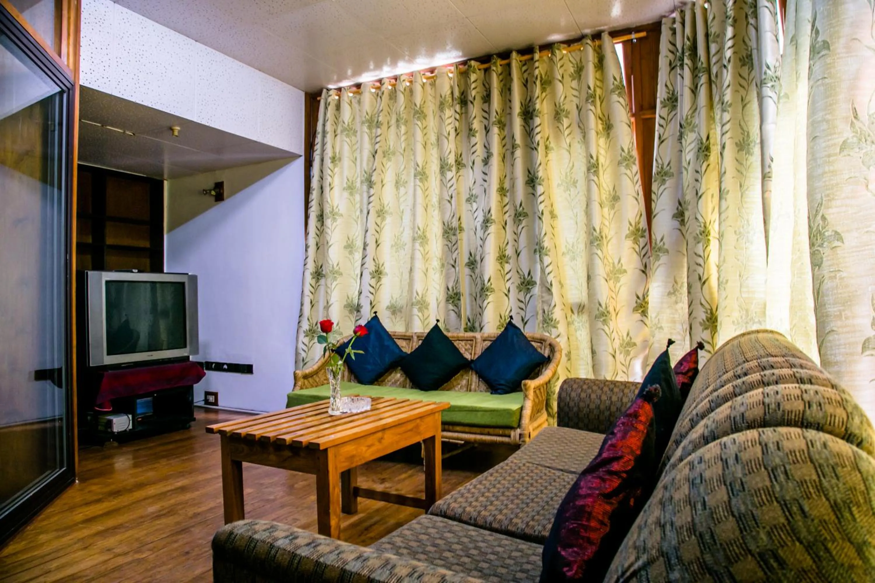 Living room in Niraamaya Retreats Aradura Kohima