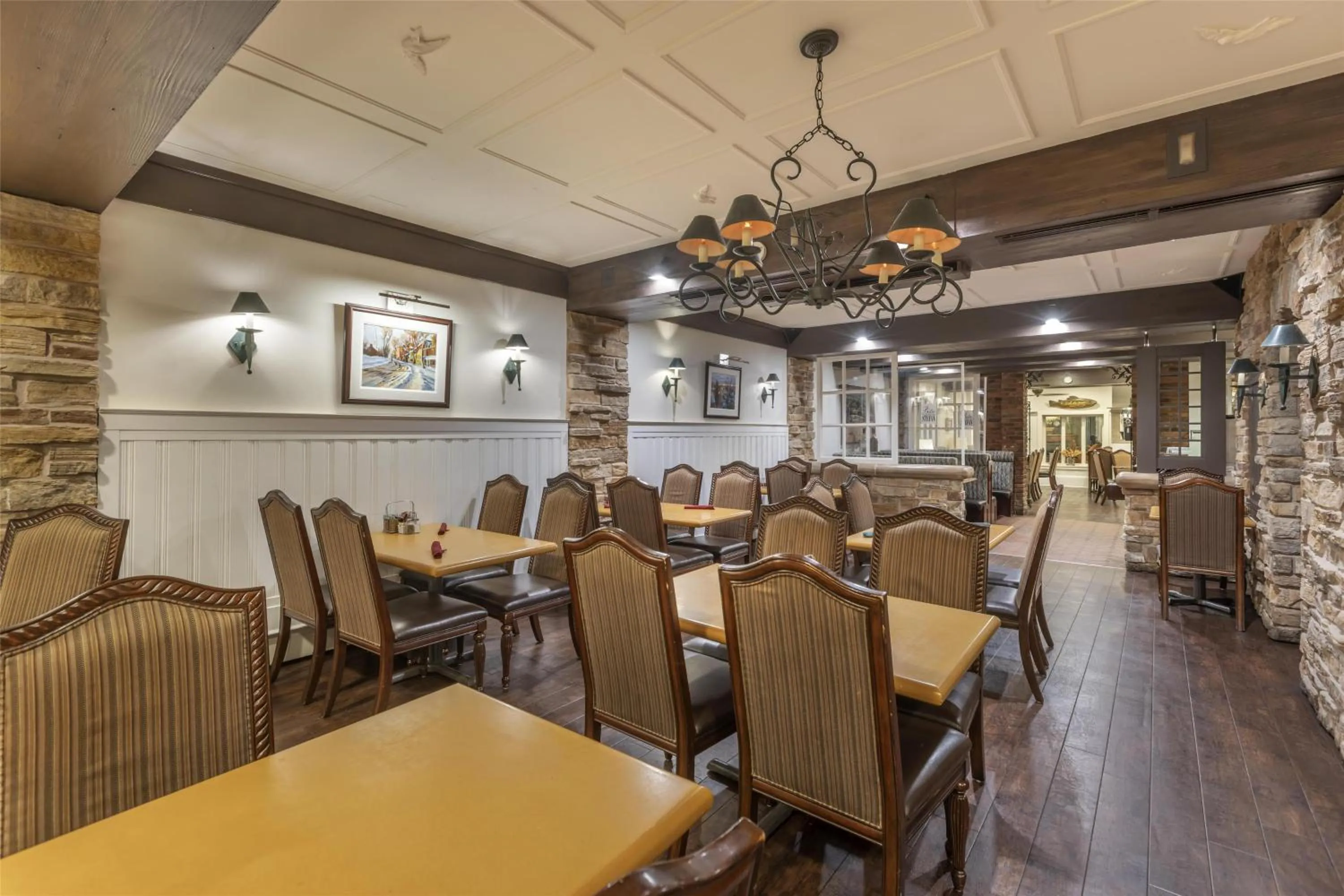 Restaurant/places to eat in Best Western Fireside Inn