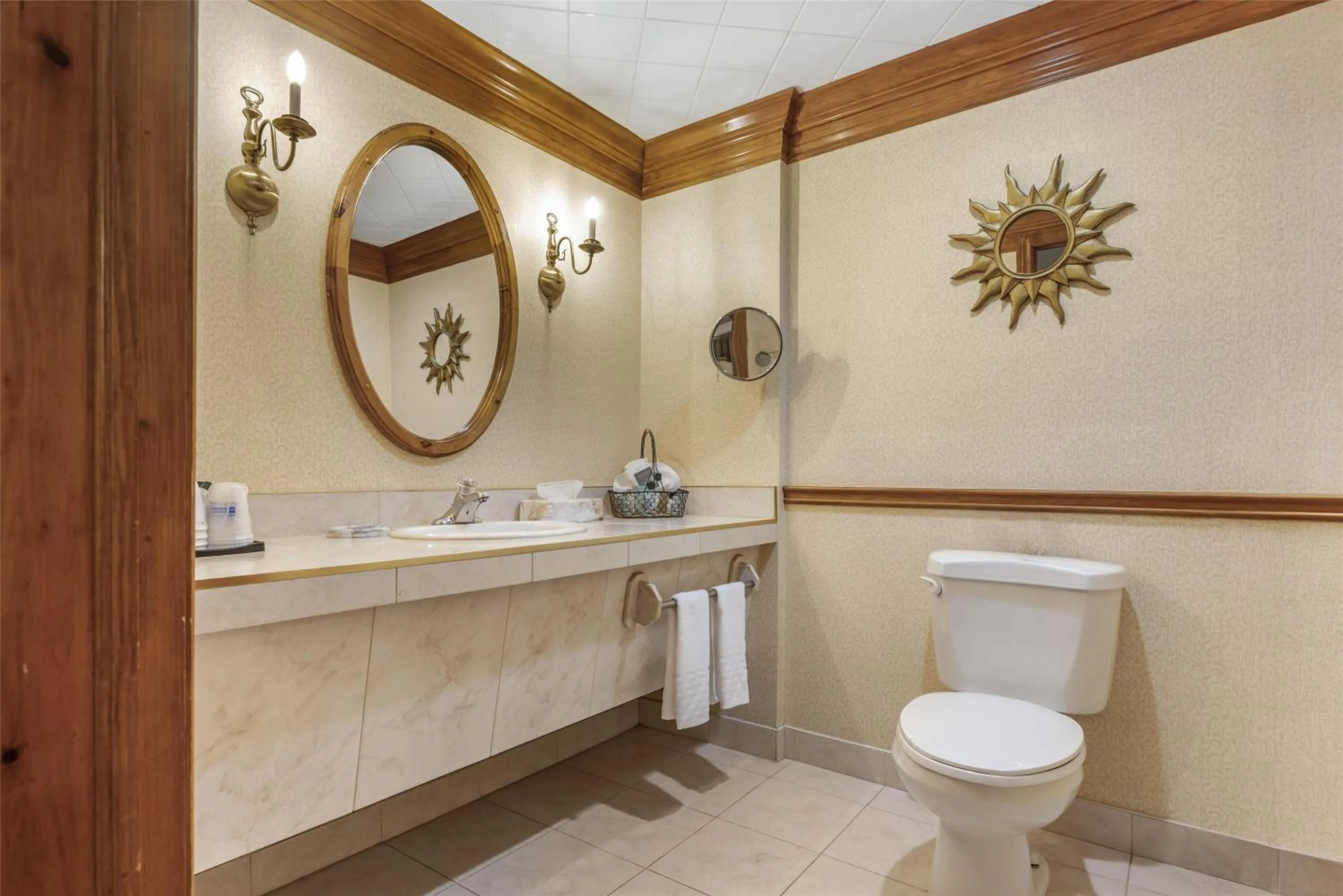 Bathroom in Best Western Fireside Inn