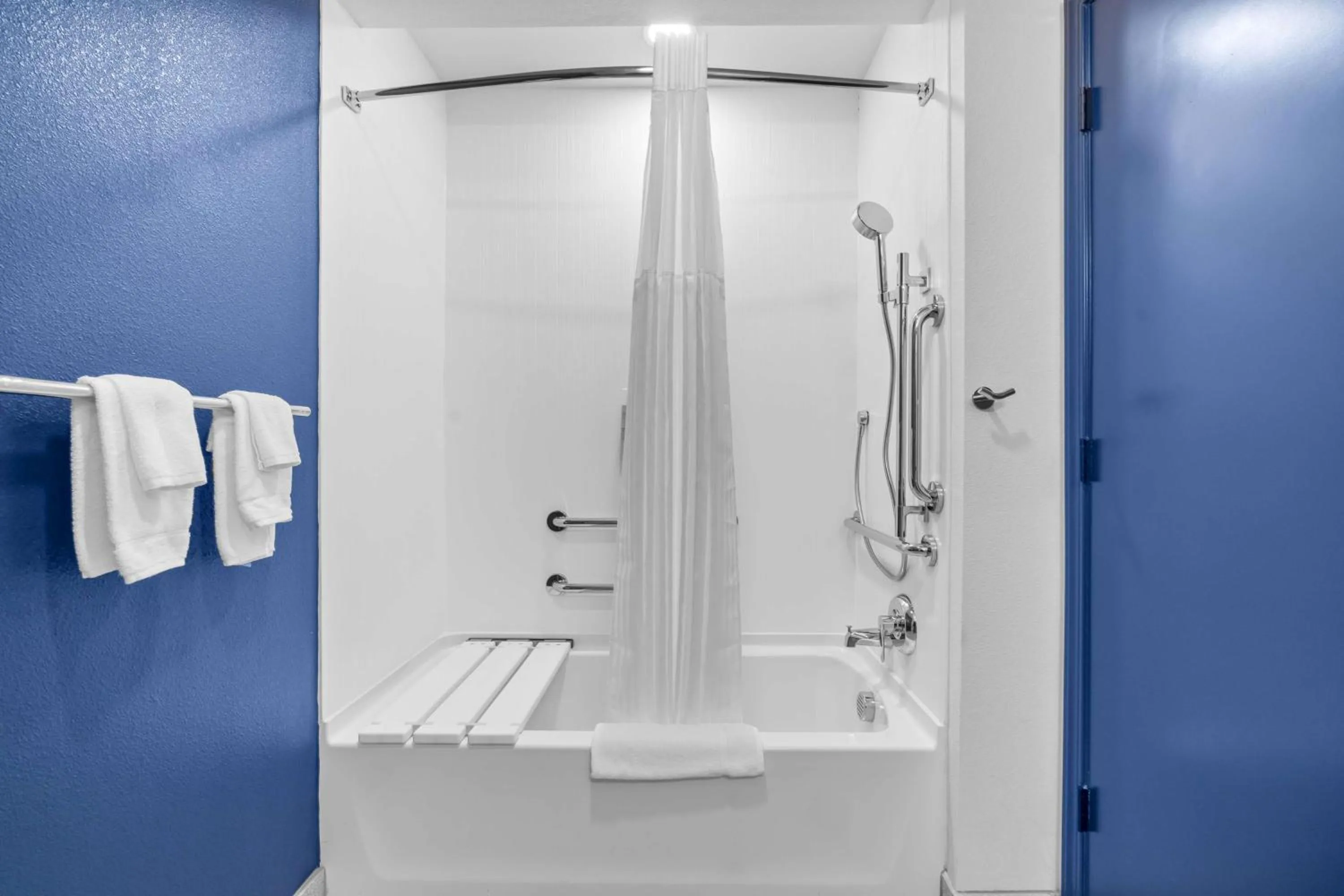 Bathroom in The Yosemite Inn