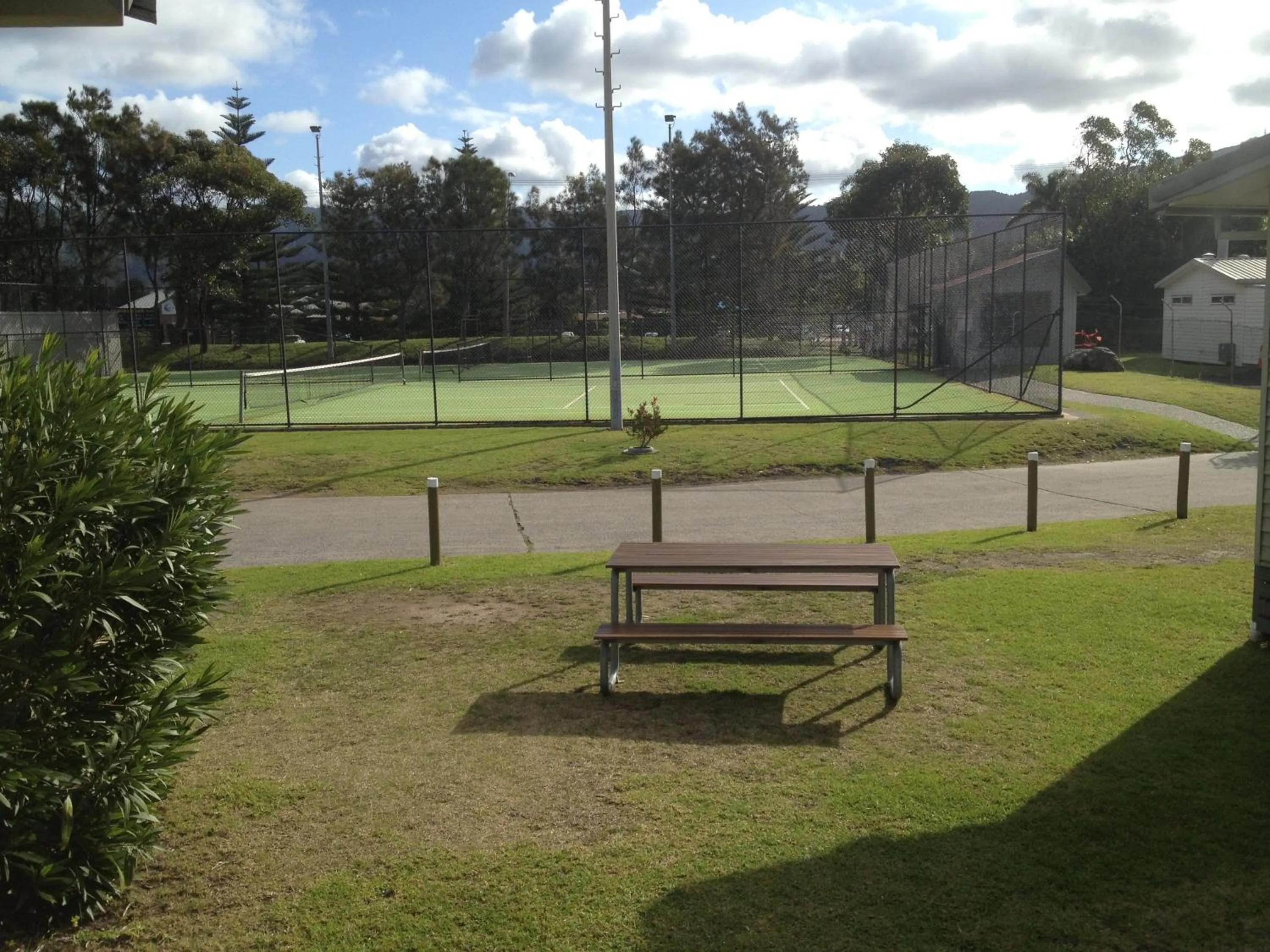 Tennis court in Wollongong Surf Leisure Resort