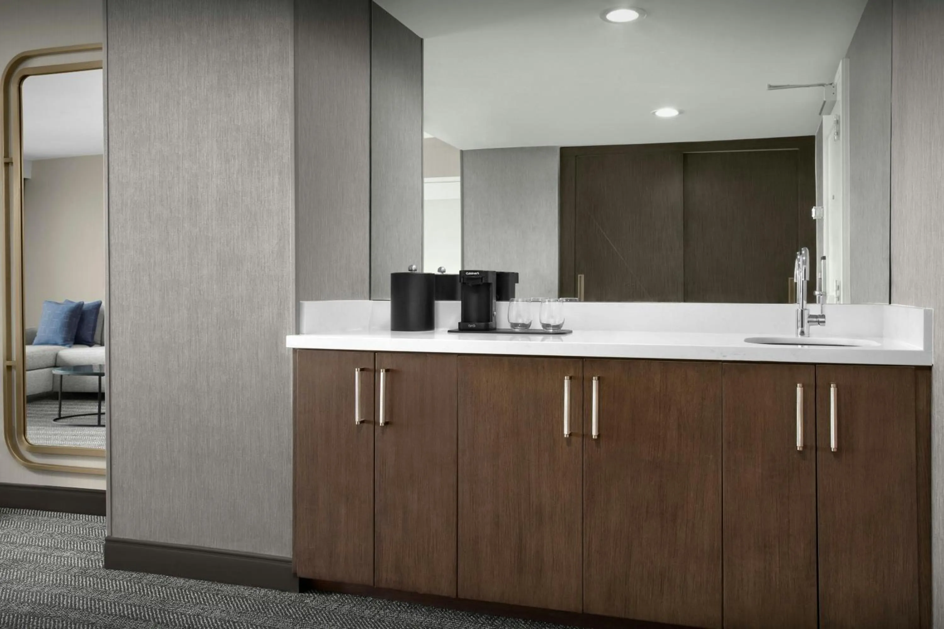 Lounge or bar in Courtyard by Marriott San Diego Downtown Little Italy