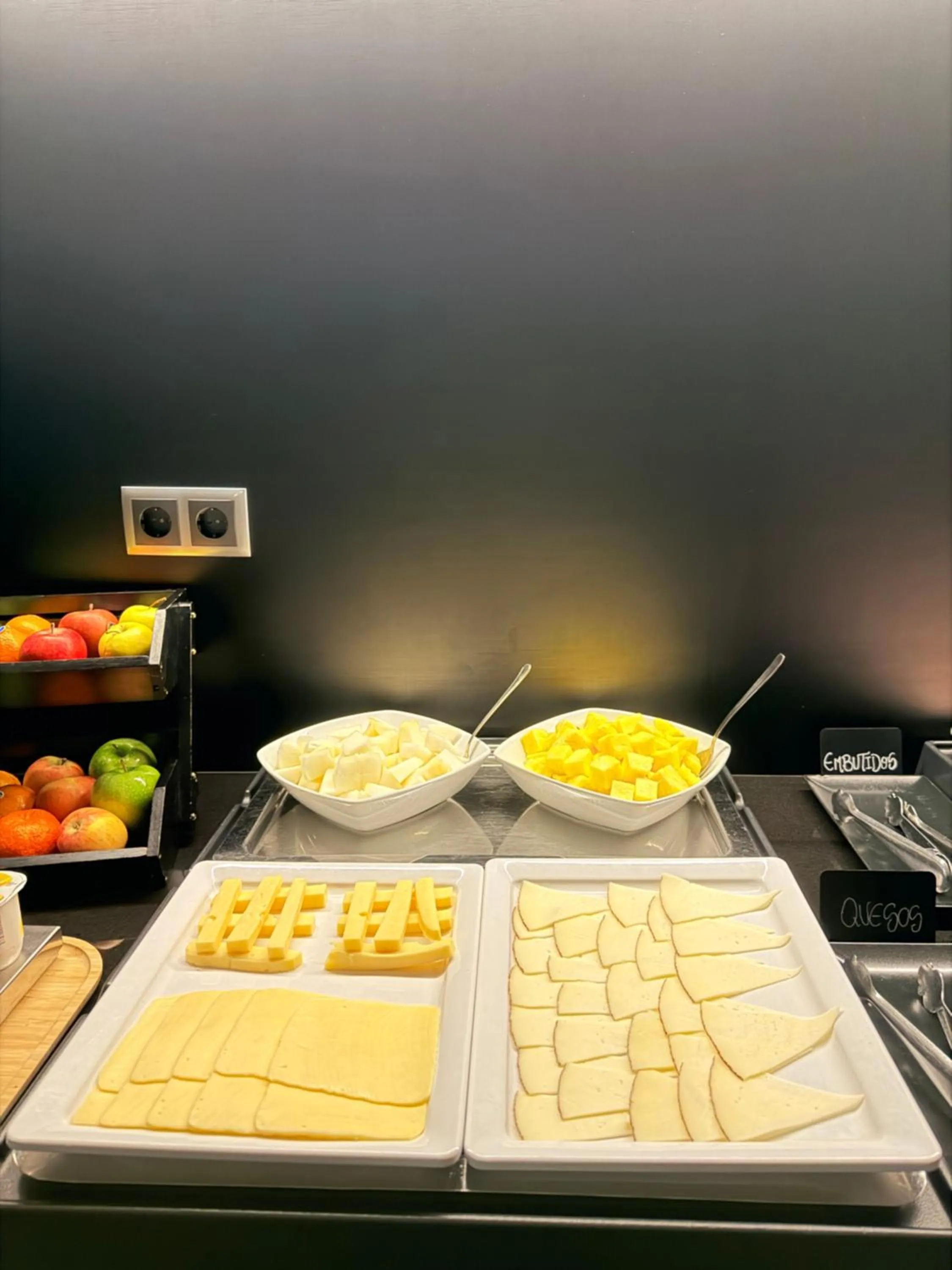 Breakfast in Hotel H2 Avila