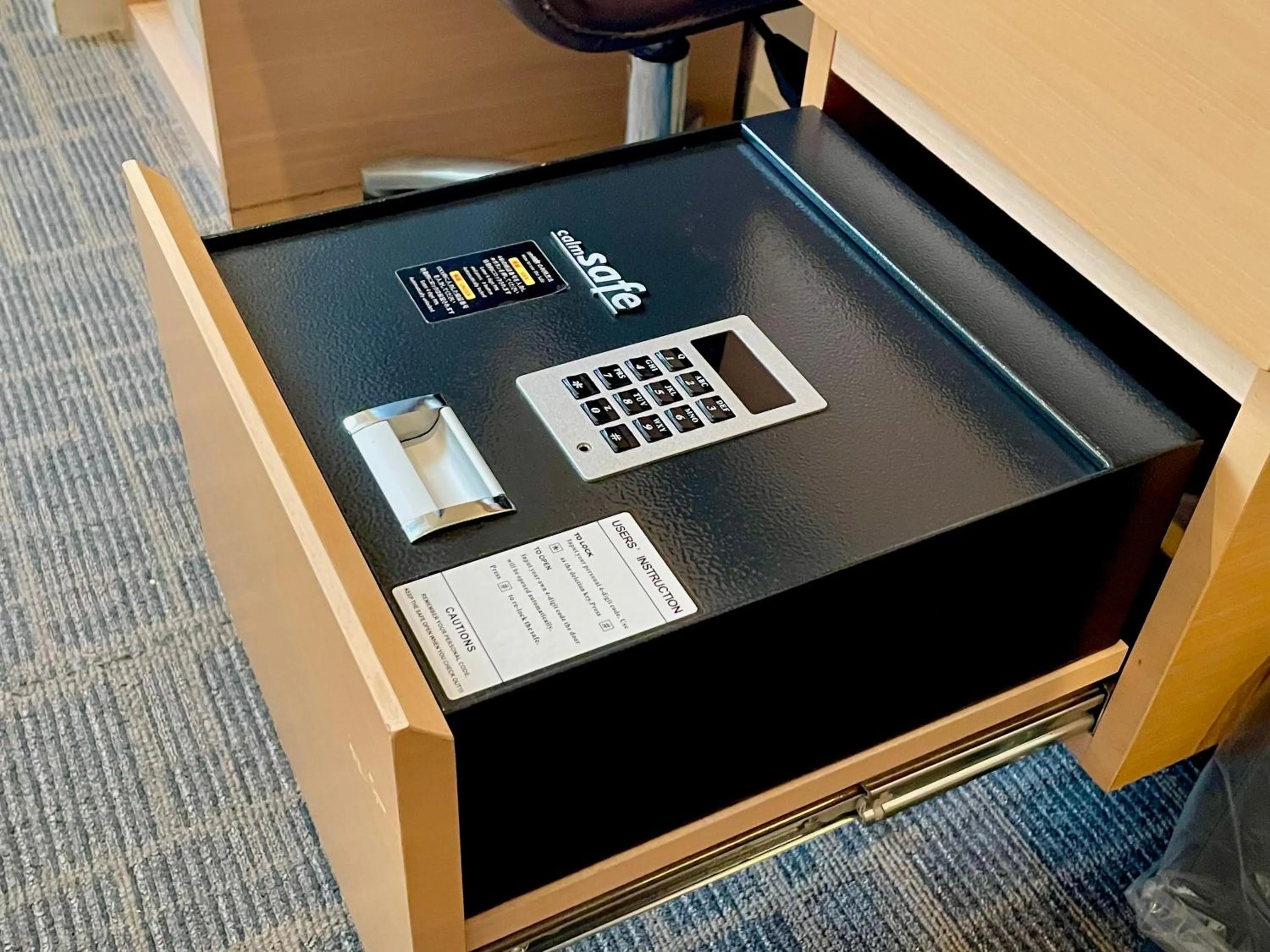 safe in Tokyu Stay Kamata - Tokyo Haneda