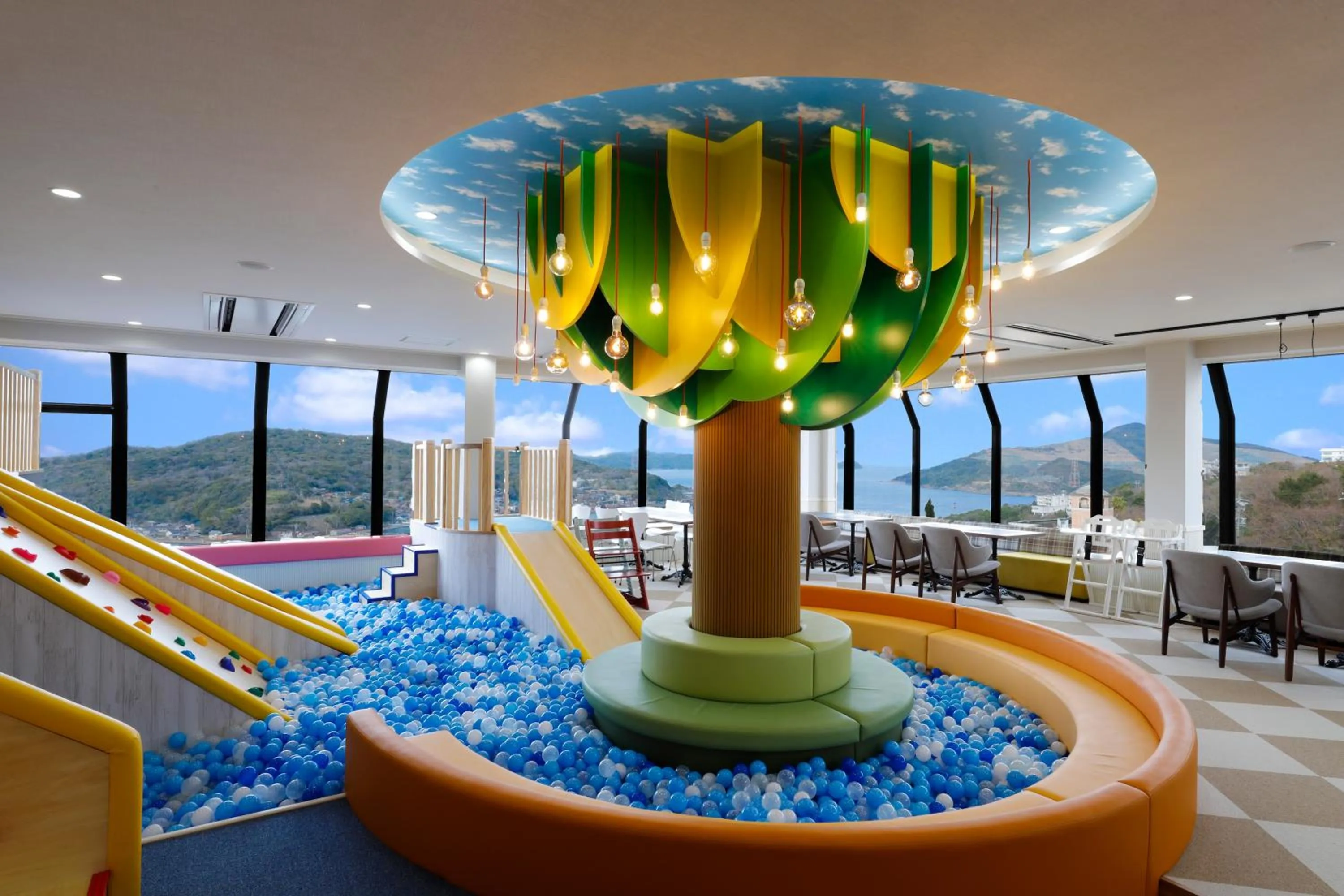 Children play ground in Toba View Hotel Hanashinju