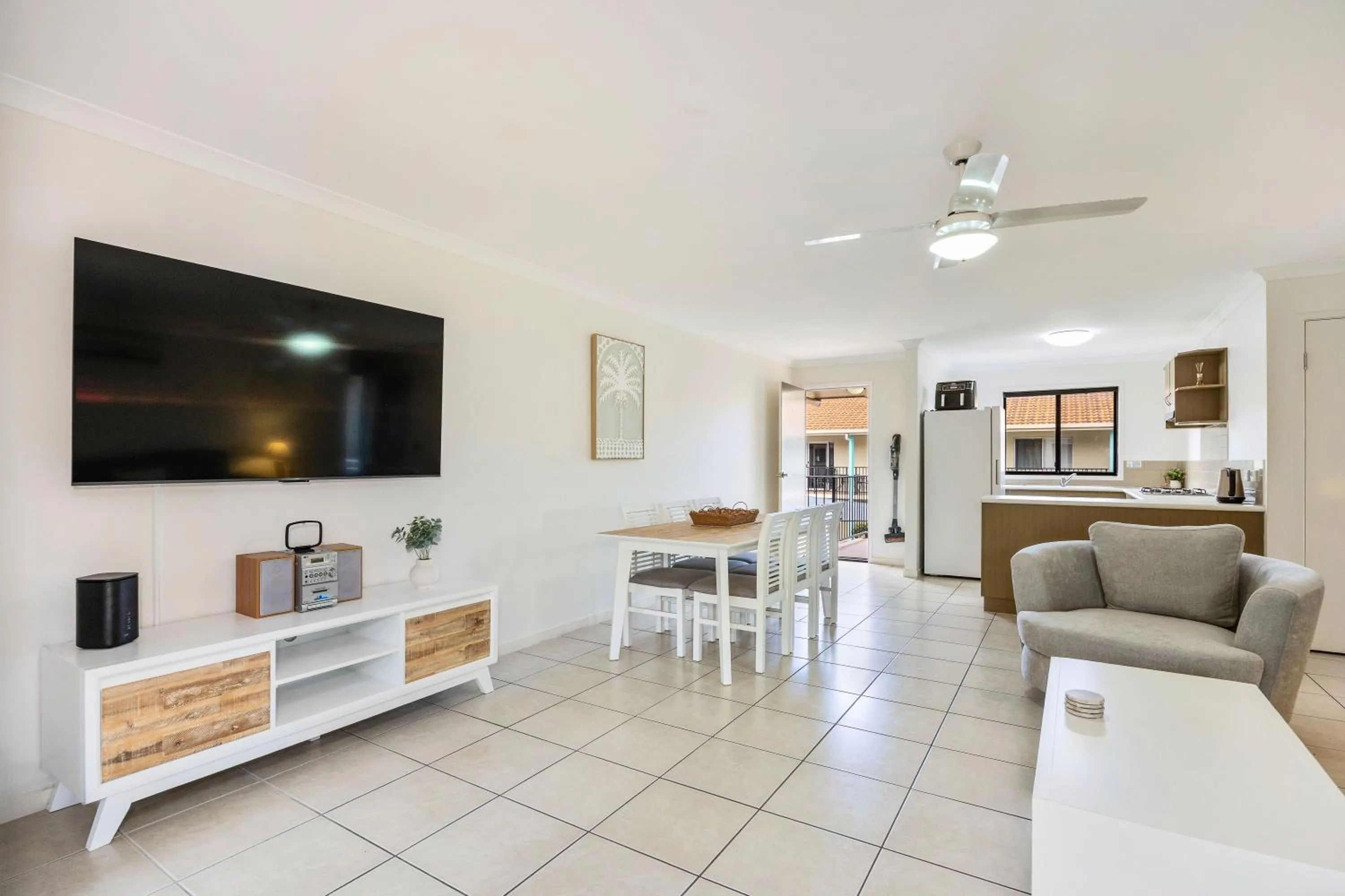 Arlia Sands Apartments