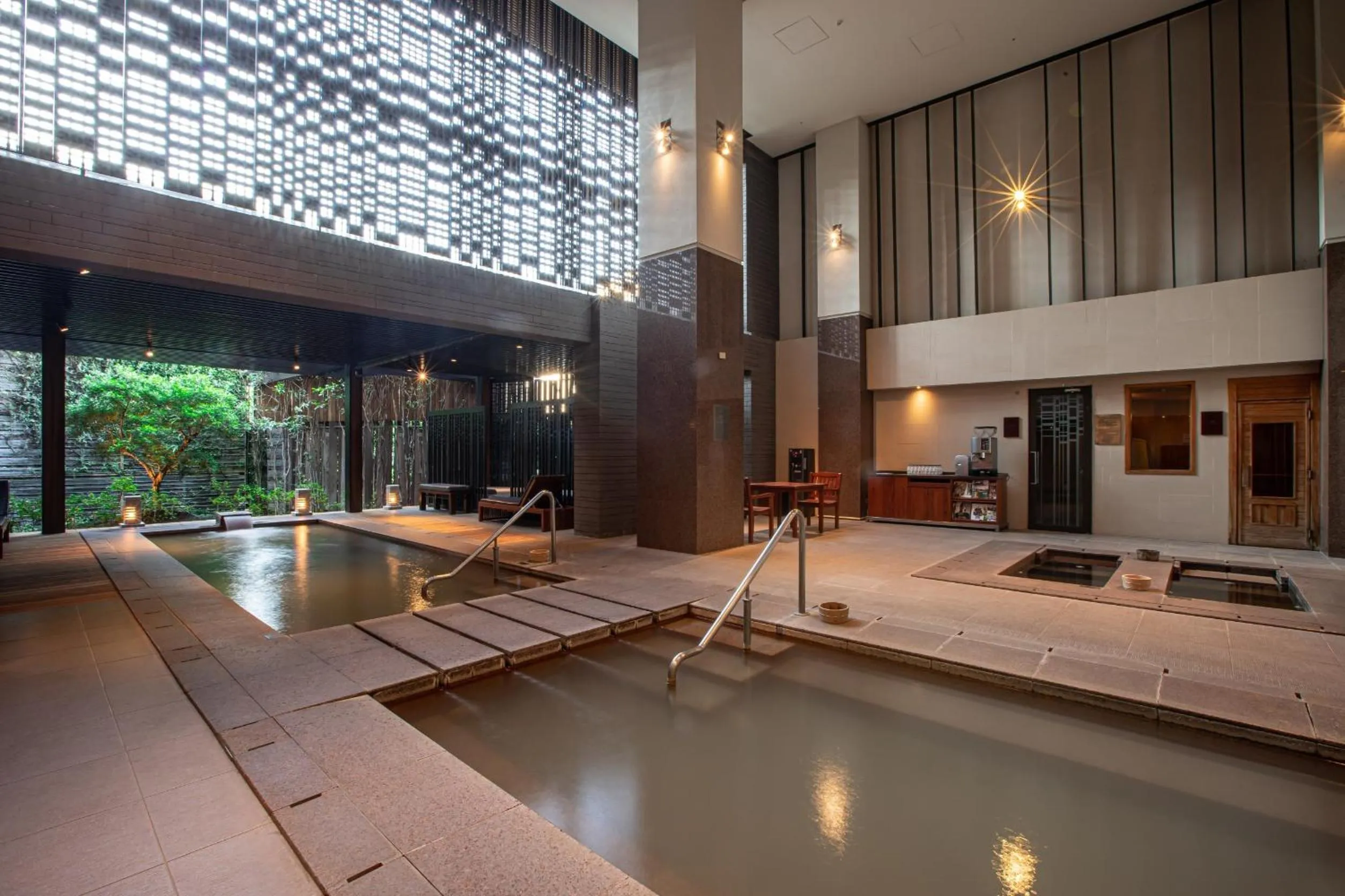Hot Spring Bath in Grand View Resort Beitou