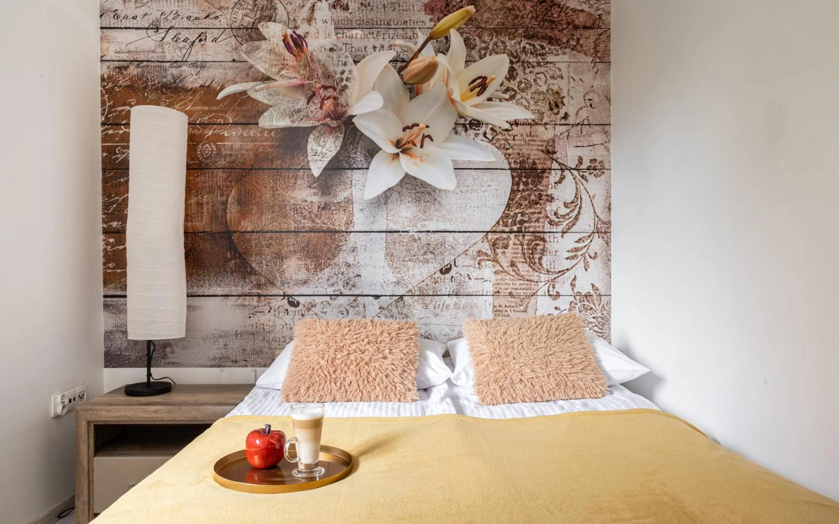 Decorative detail, Bed in WILLA GALANTÓWKA