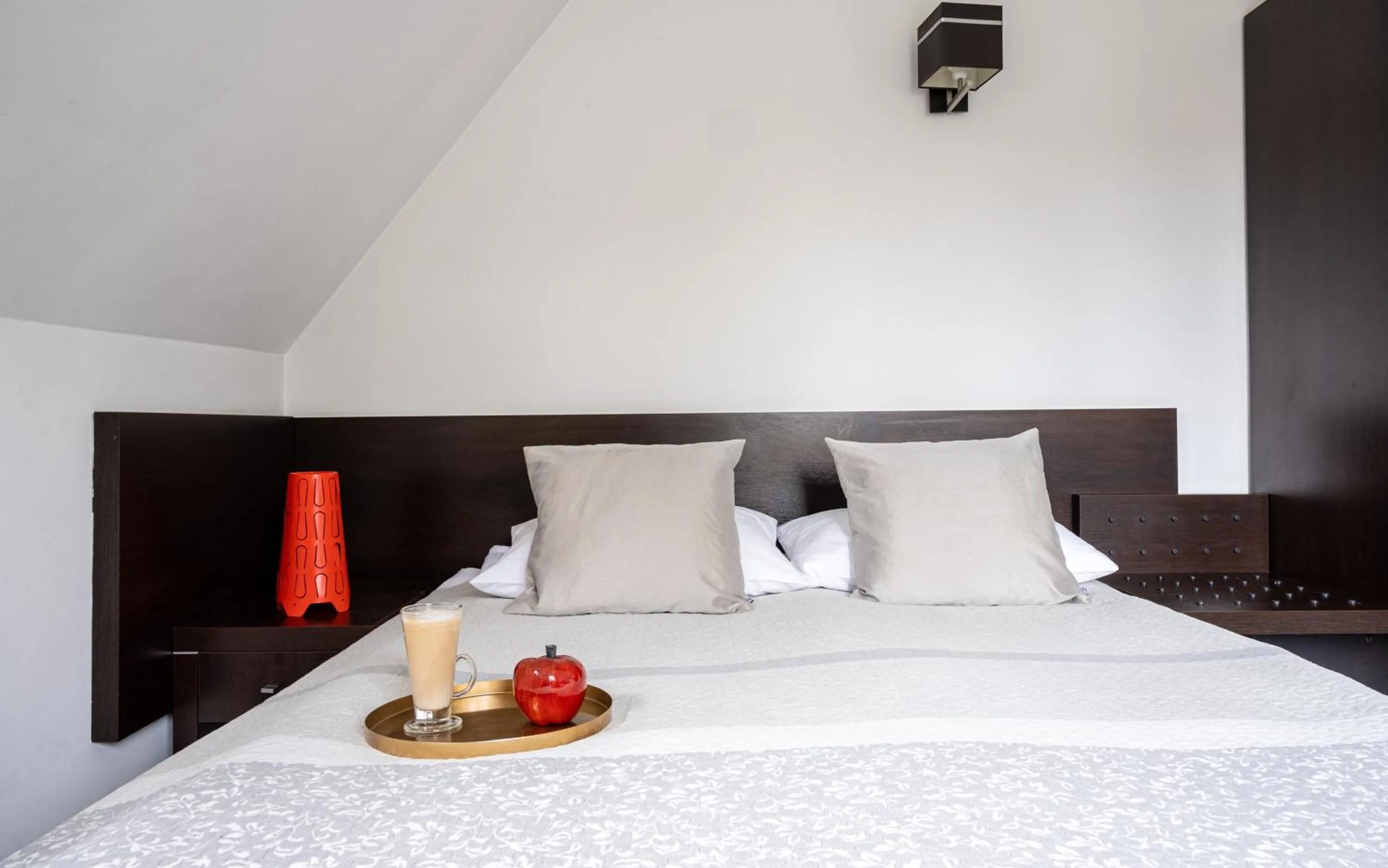 Decorative detail, Bed in WILLA GALANTÓWKA