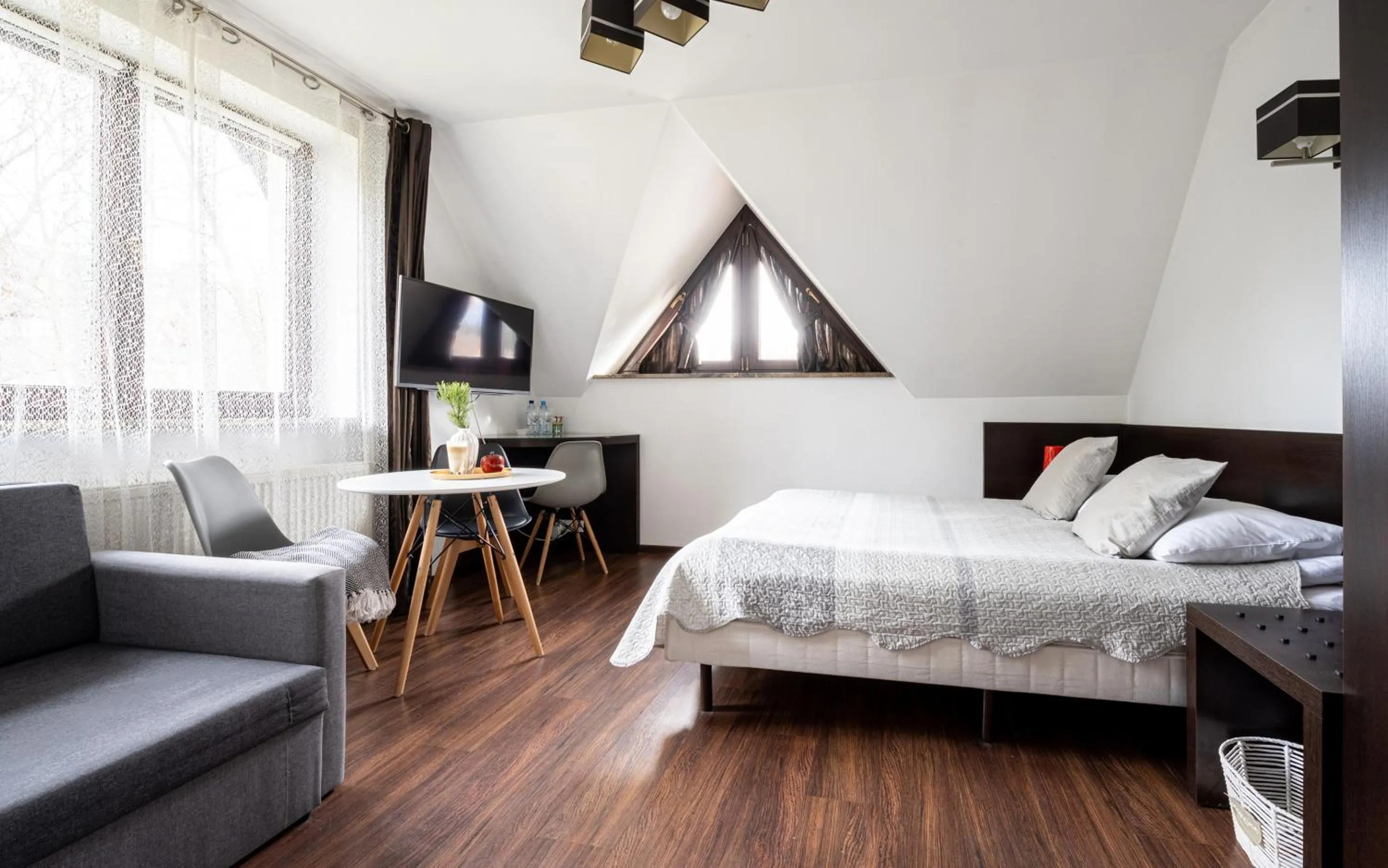 Seating area, Bed in WILLA GALANTÓWKA