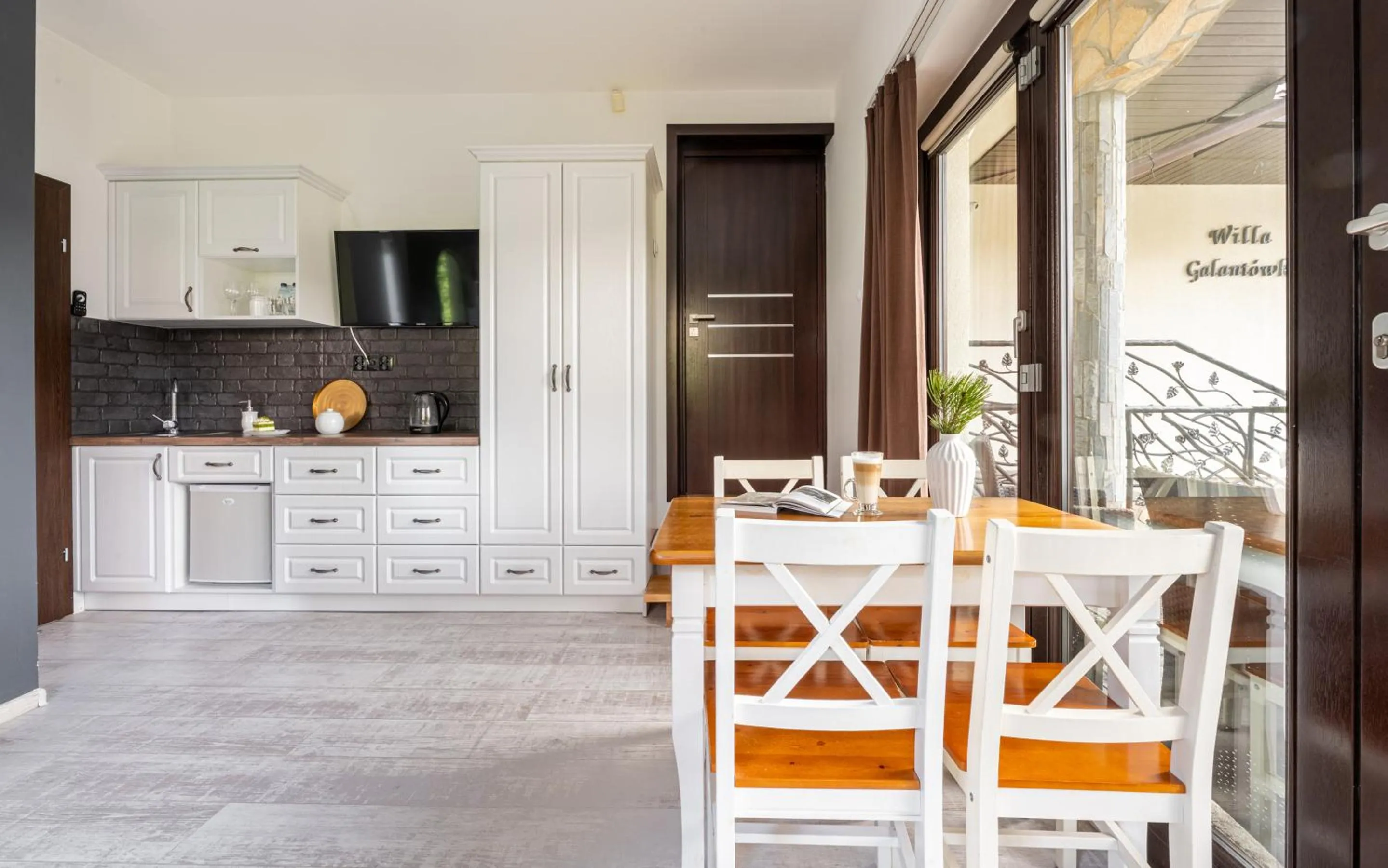 Communal kitchen in WILLA GALANTÓWKA