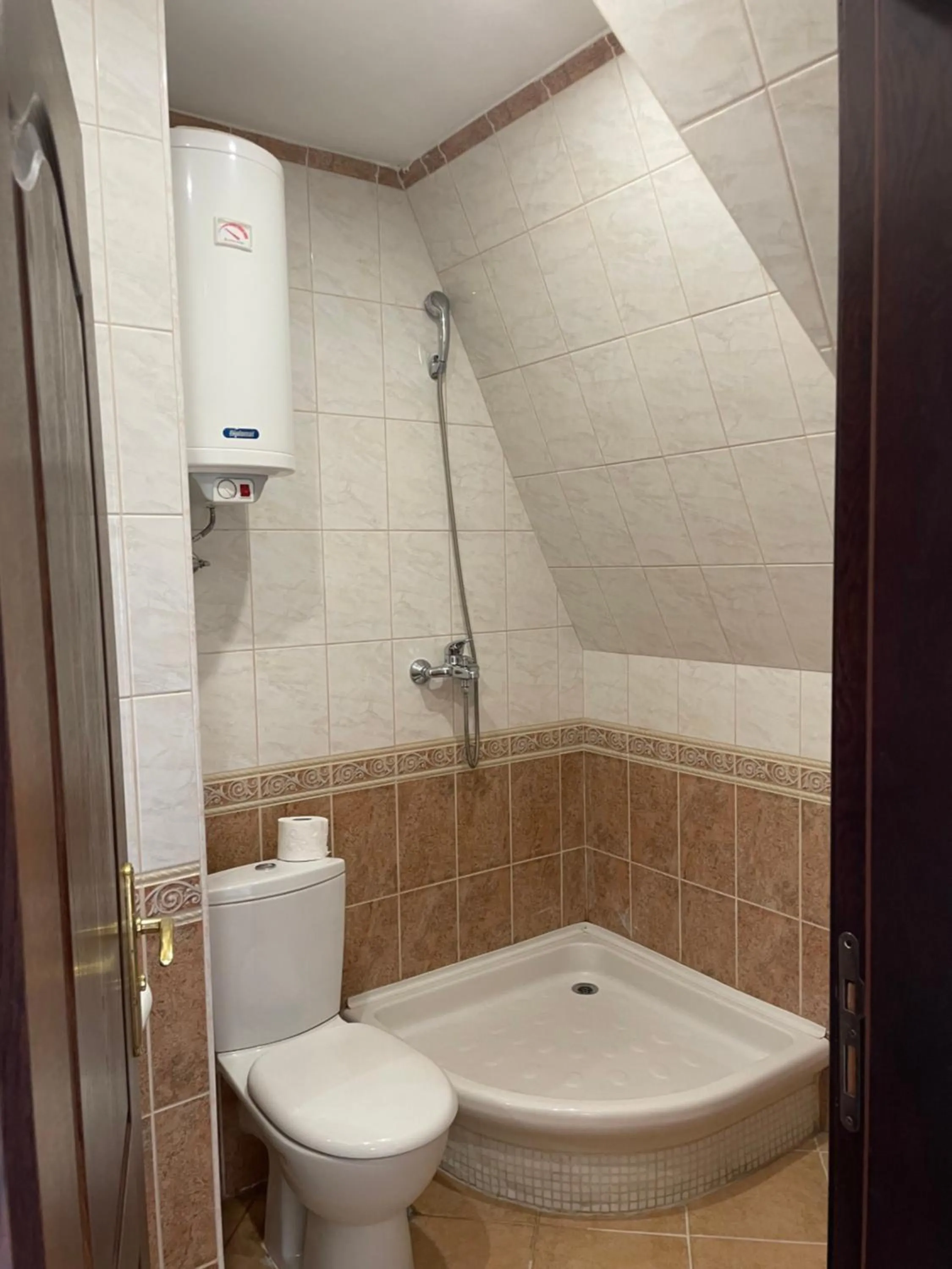 Shower in Villa Allegra