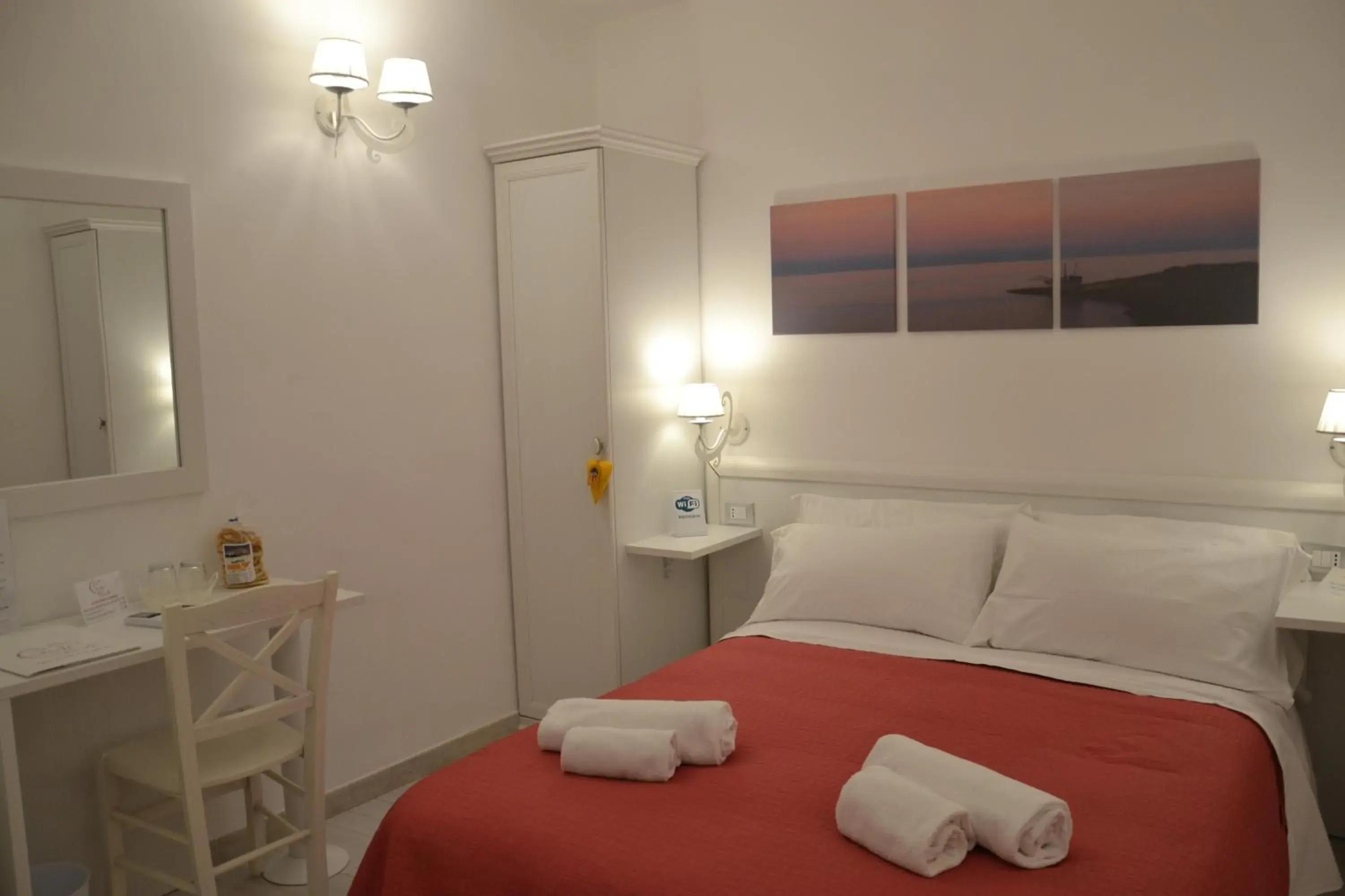 Small Double Room in Cuore di Vieste Small Double Room in Cuore di Vieste