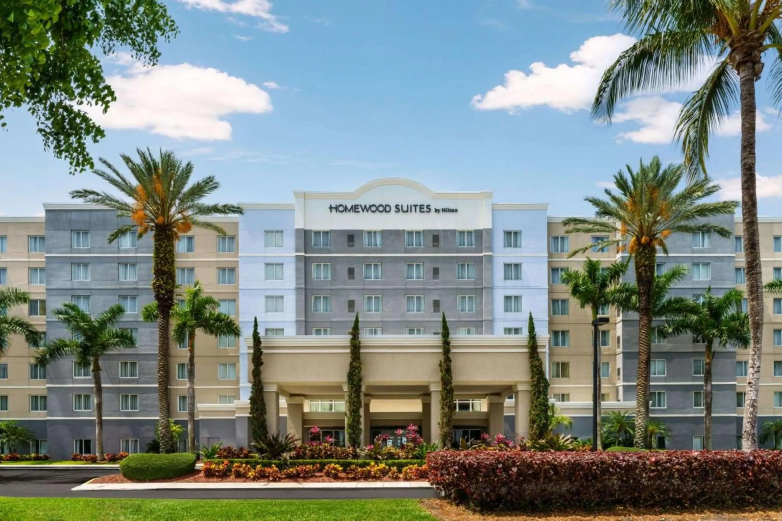 Property building in Homewood Suites Miami Airport/Blue Lagoon