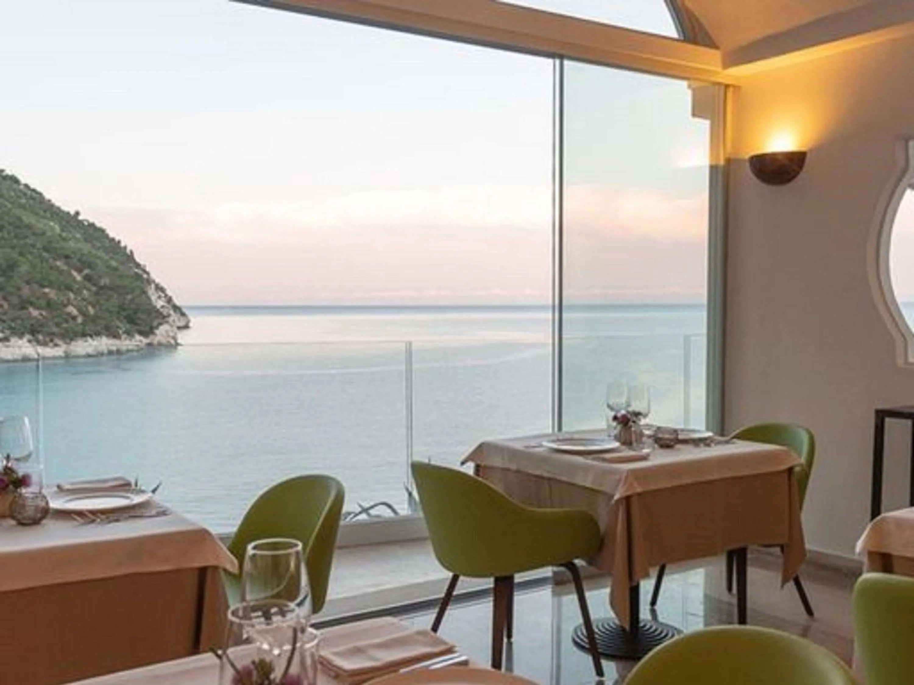 Restaurant/places to eat in Baia Delle Zagare - Handwritten Collection