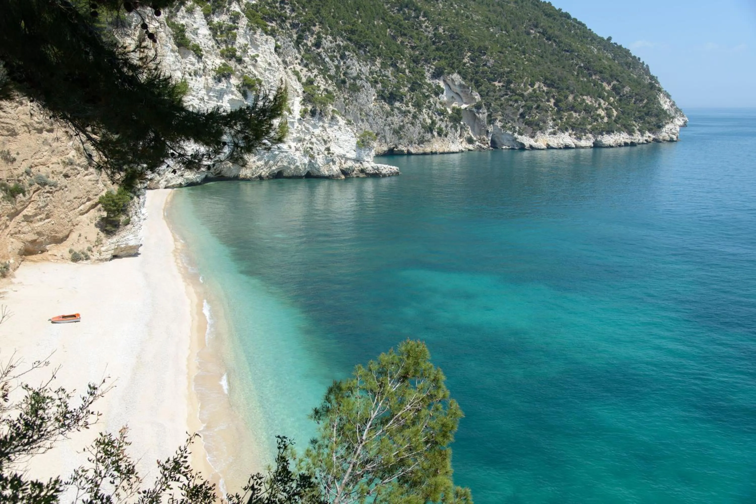 Beach in Baia Delle Zagare - Handwritten Collection