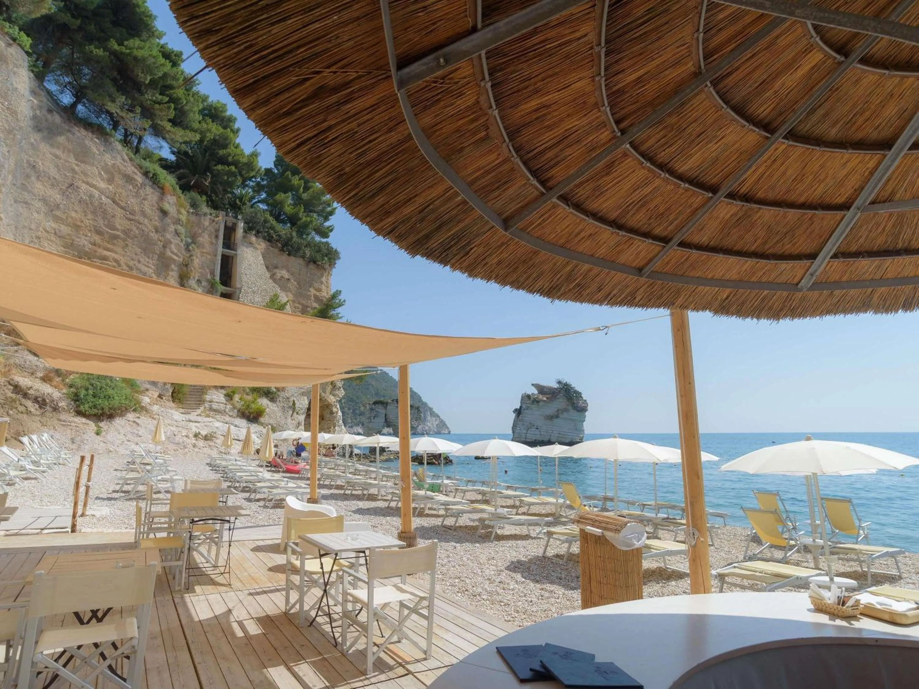 Lounge or bar in Baia Delle Zagare - Handwritten Collection