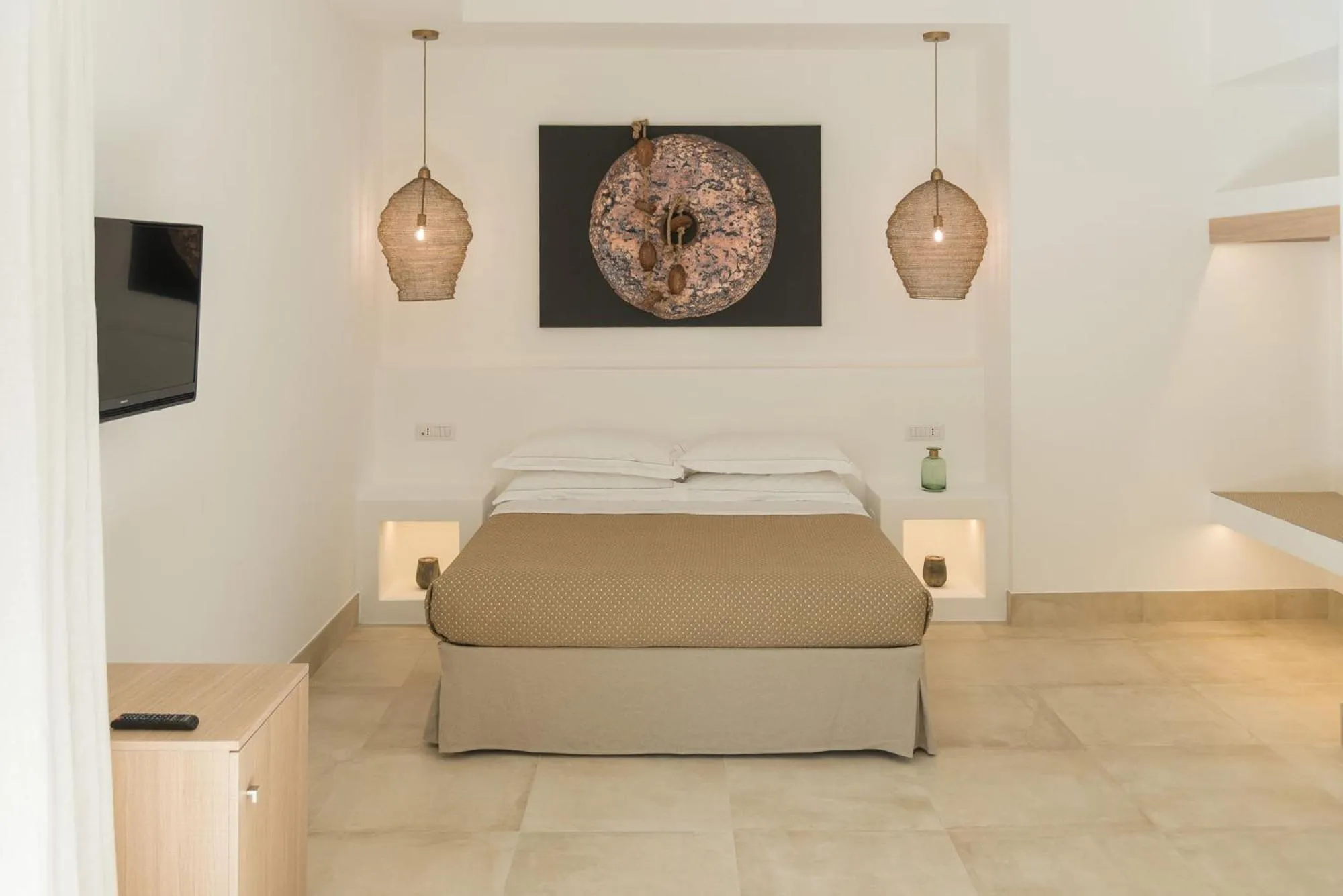 Bed in Baia Delle Zagare - Handwritten Collection