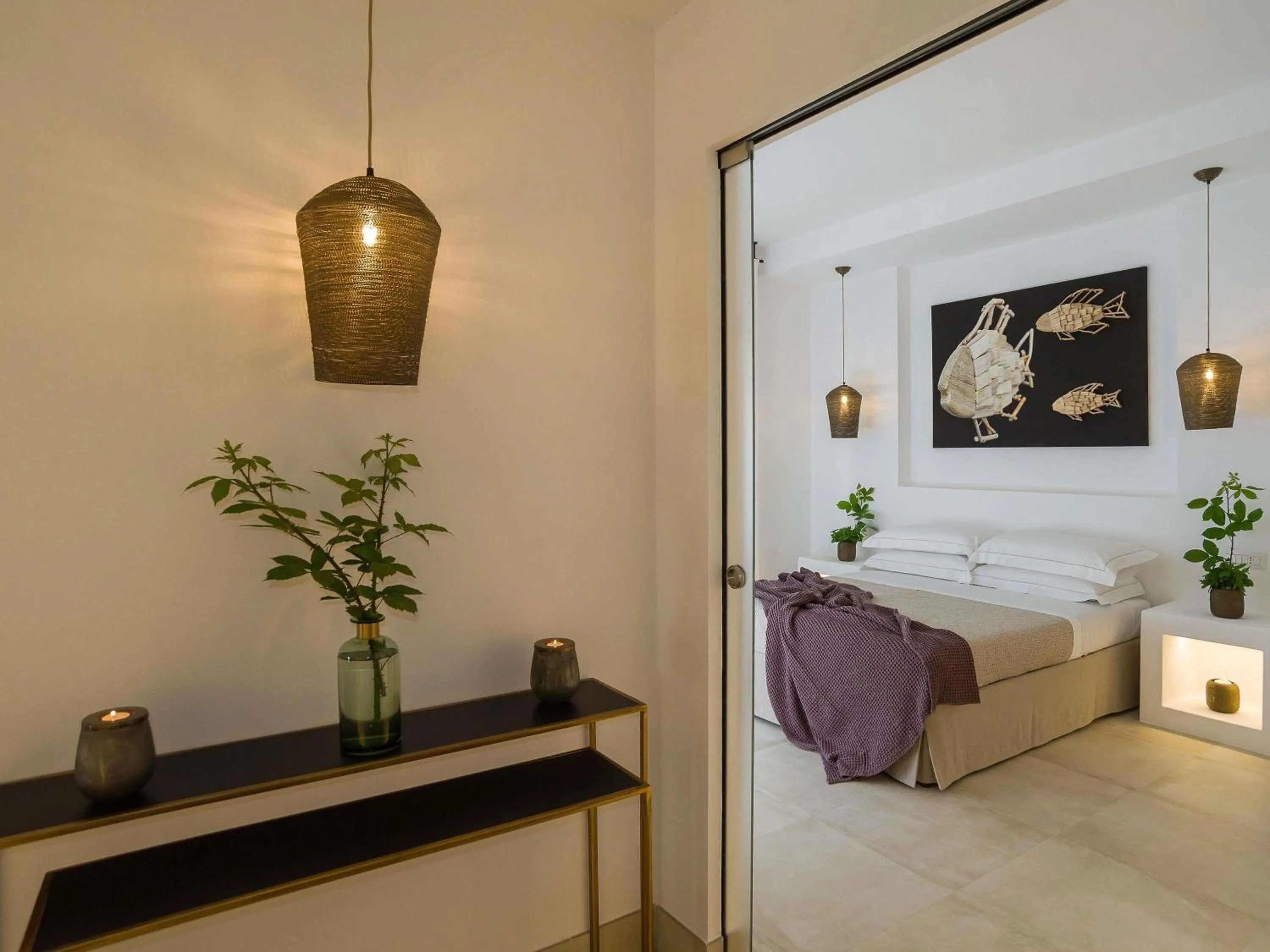 Bedroom, Bed in Baia Delle Zagare - Handwritten Collection