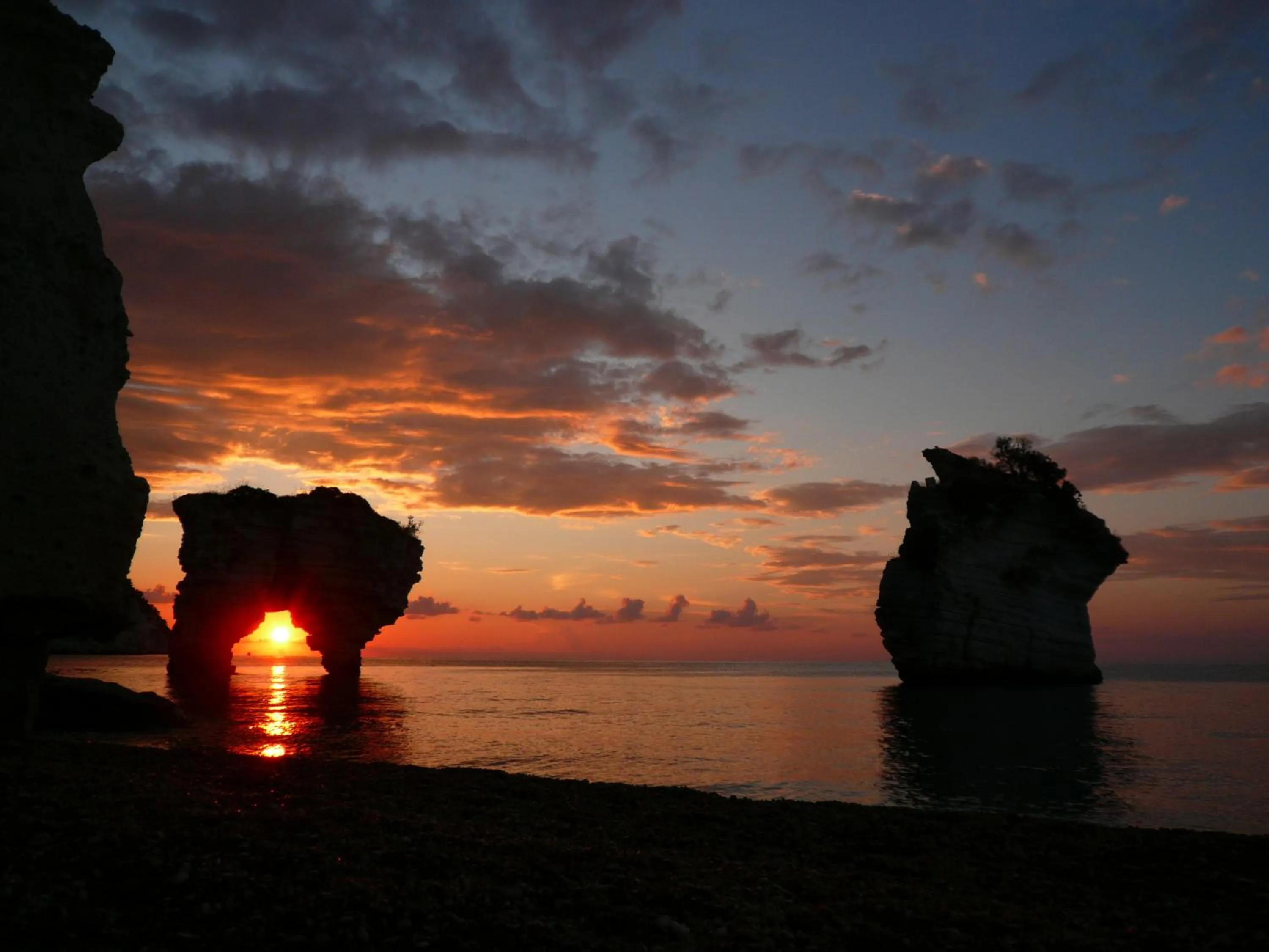 Day in Baia Delle Zagare - Handwritten Collection