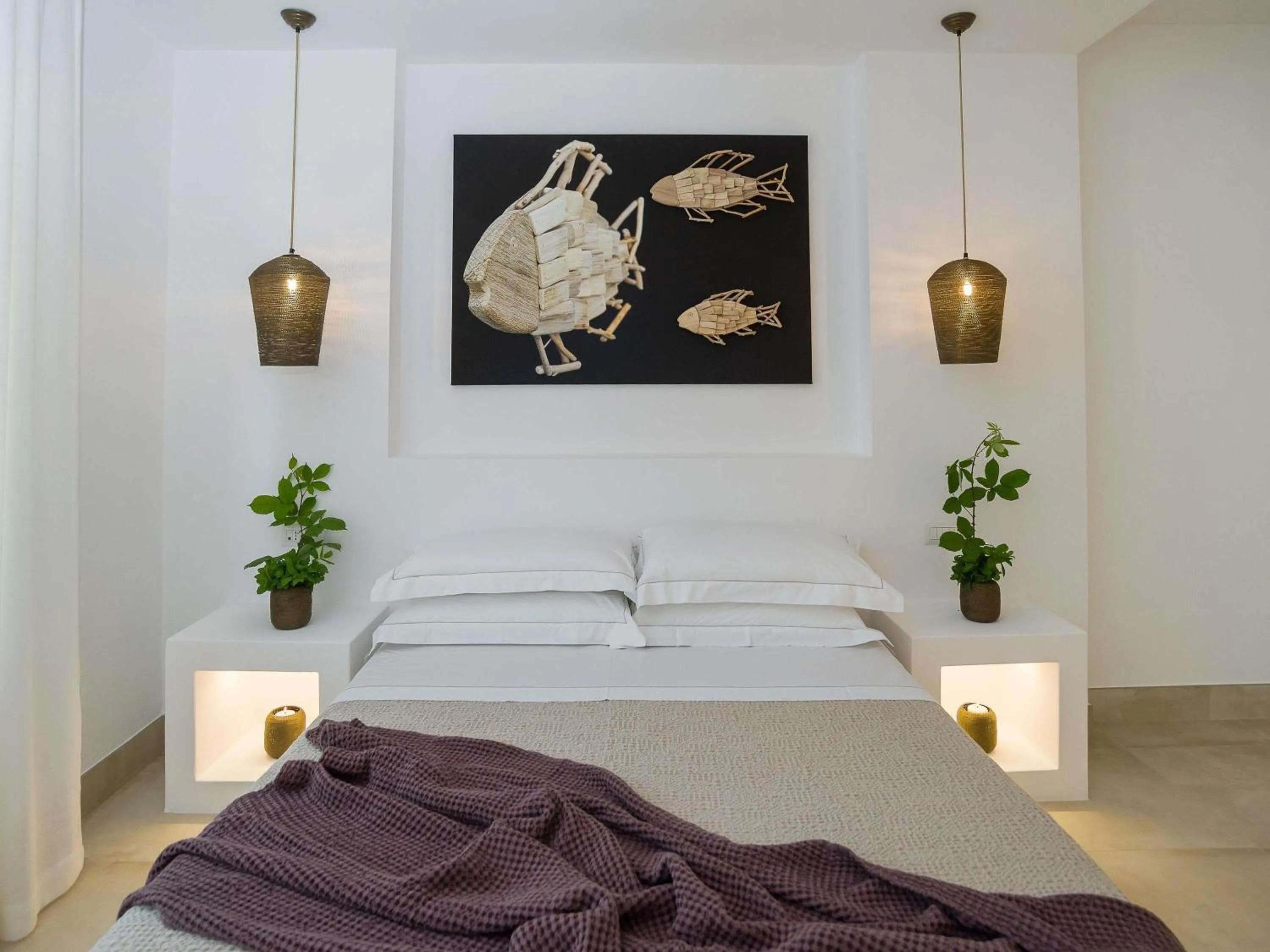 Bedroom, Bed in Baia Delle Zagare - Handwritten Collection