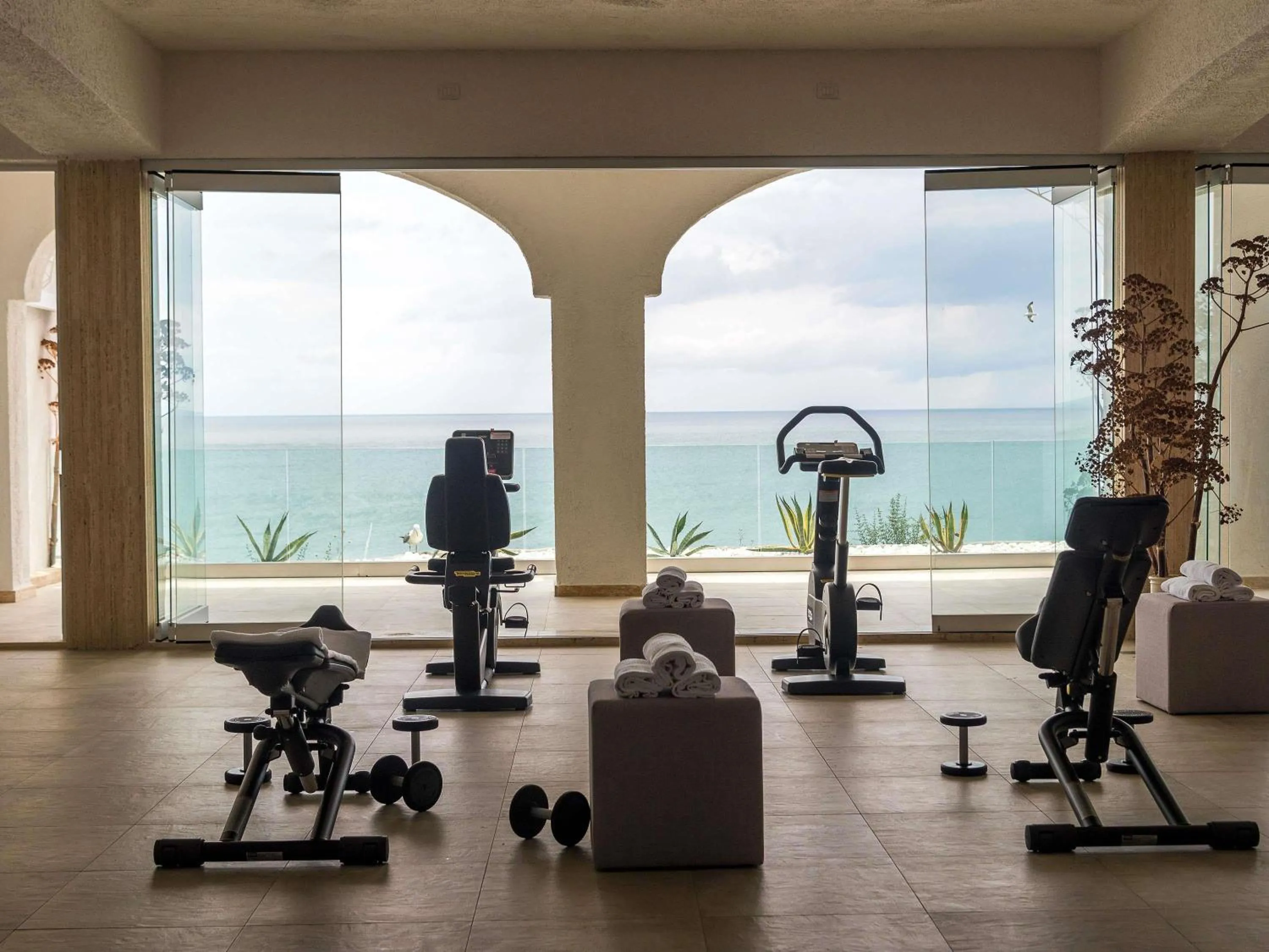Fitness centre/facilities in Baia Delle Zagare - Handwritten Collection