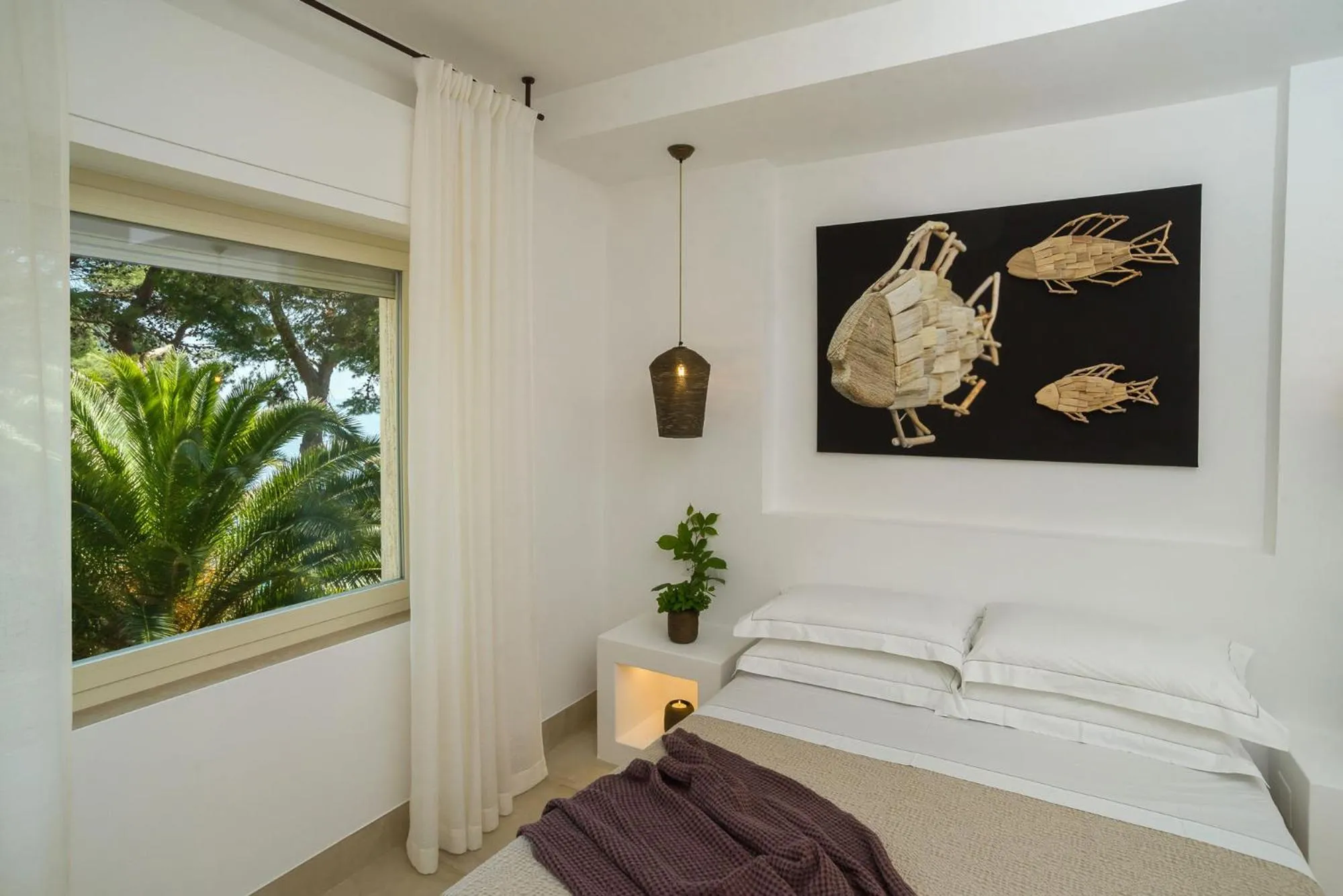 Bed in Baia Delle Zagare - Handwritten Collection