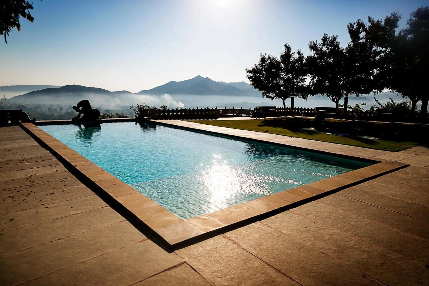 Garden in Fateh Garh Resort by Fateh Collection